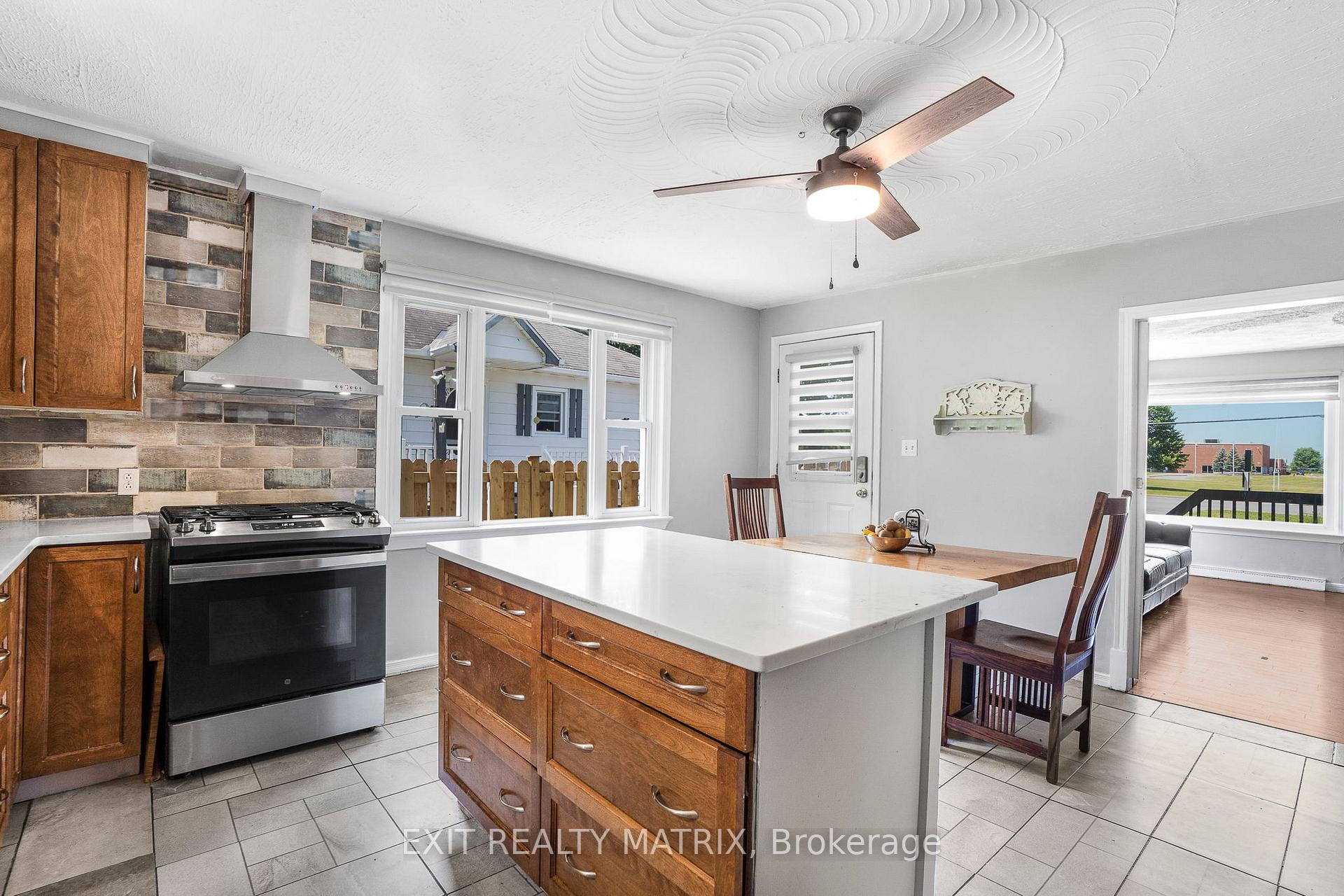 Photo 12 of 5795 Highway 34 Road, Champlain, Vankleek Hill — HOMEH