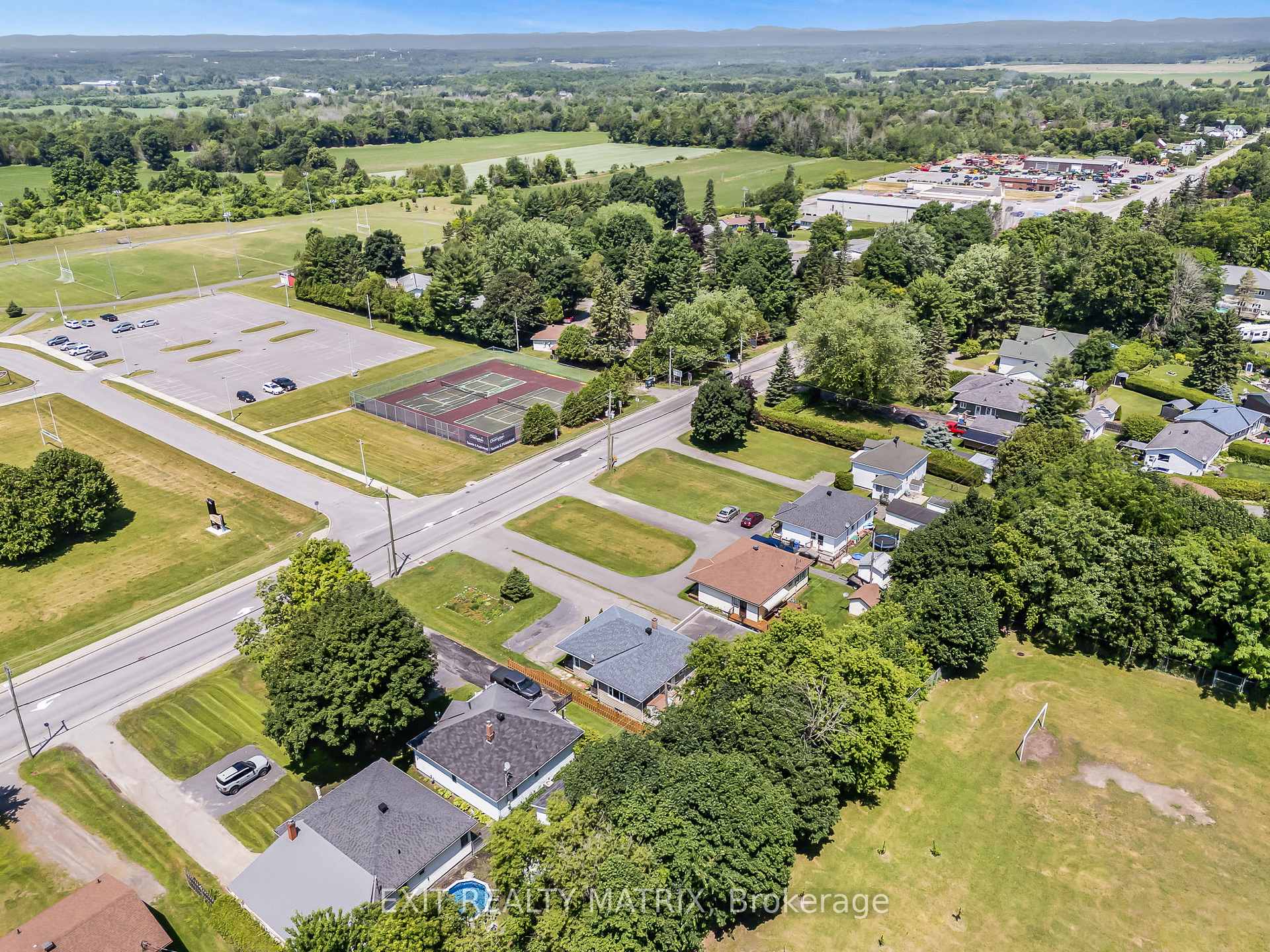 Photo 34 of 5795 Highway 34 Road, Champlain, Vankleek Hill — HOMEH