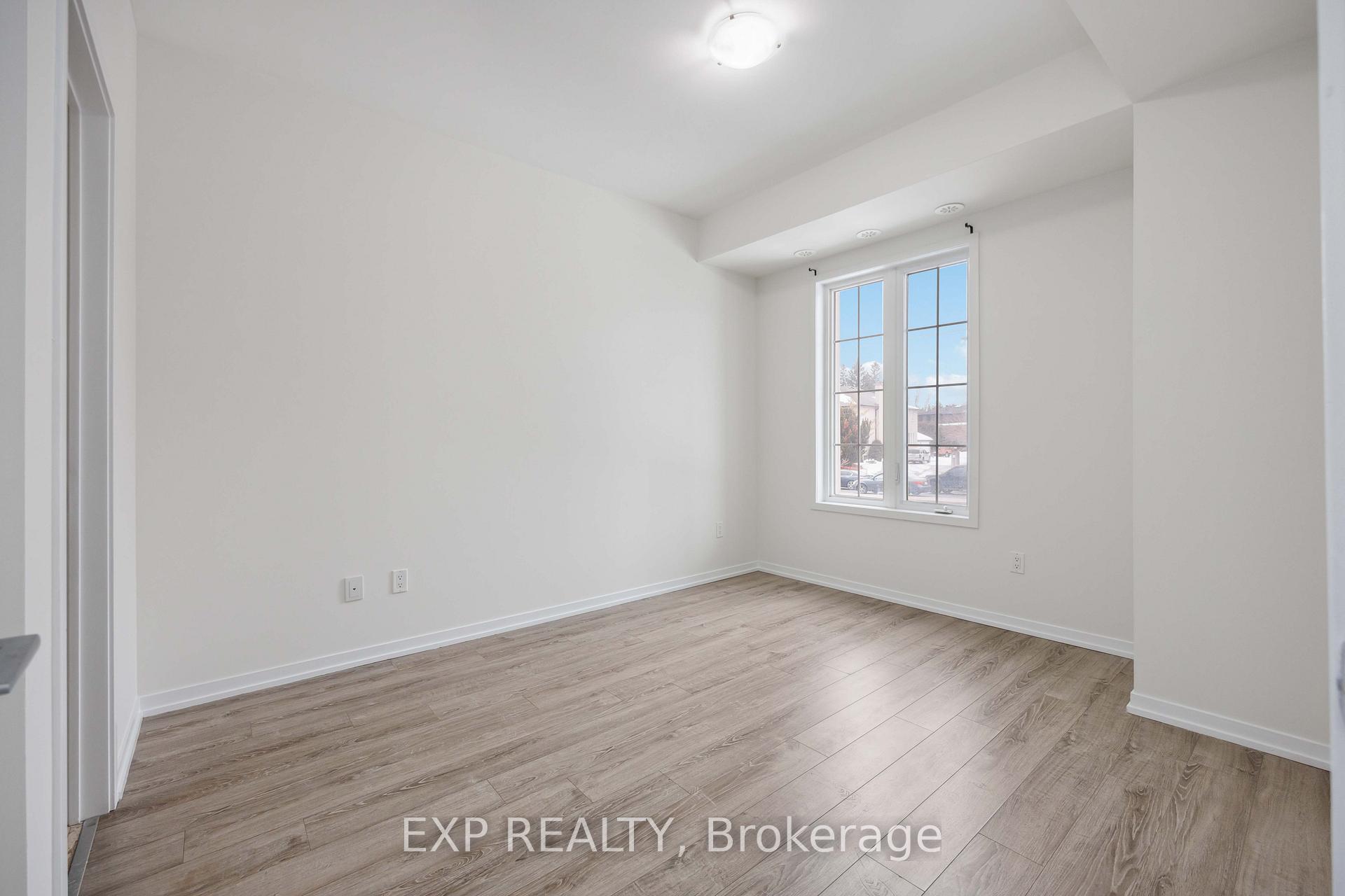 Photo 9 of Unit E12, 26 Bruce Street, Vaughan, East Woodbridge — HOMEH