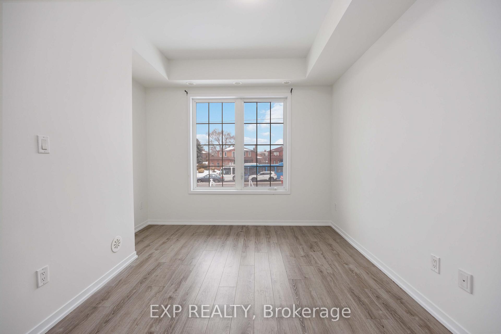 Photo 10 of Unit E12, 26 Bruce Street, Vaughan, East Woodbridge — HOMEH