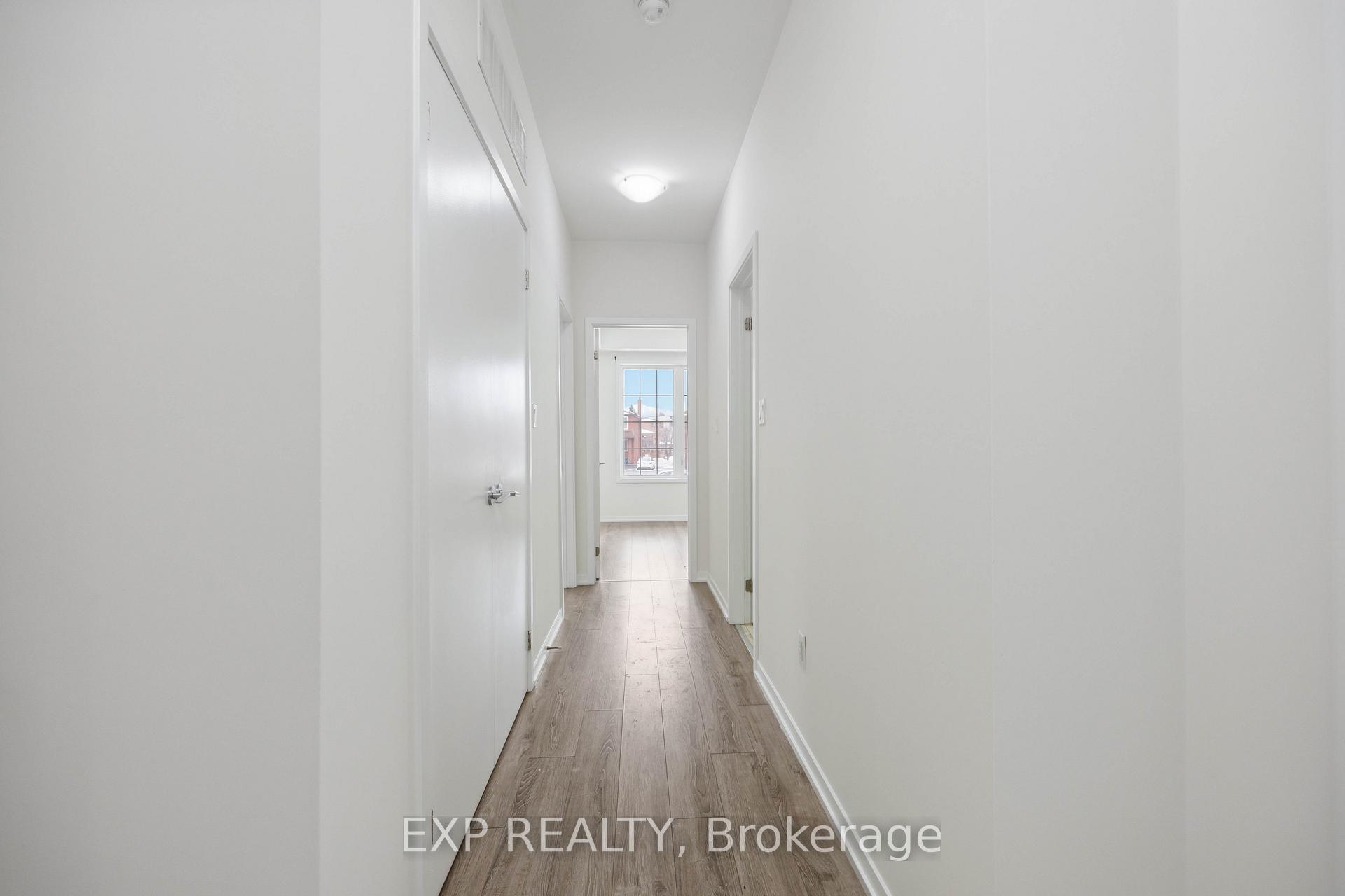 Photo 14 of Unit E12, 26 Bruce Street, Vaughan, East Woodbridge — HOMEH
