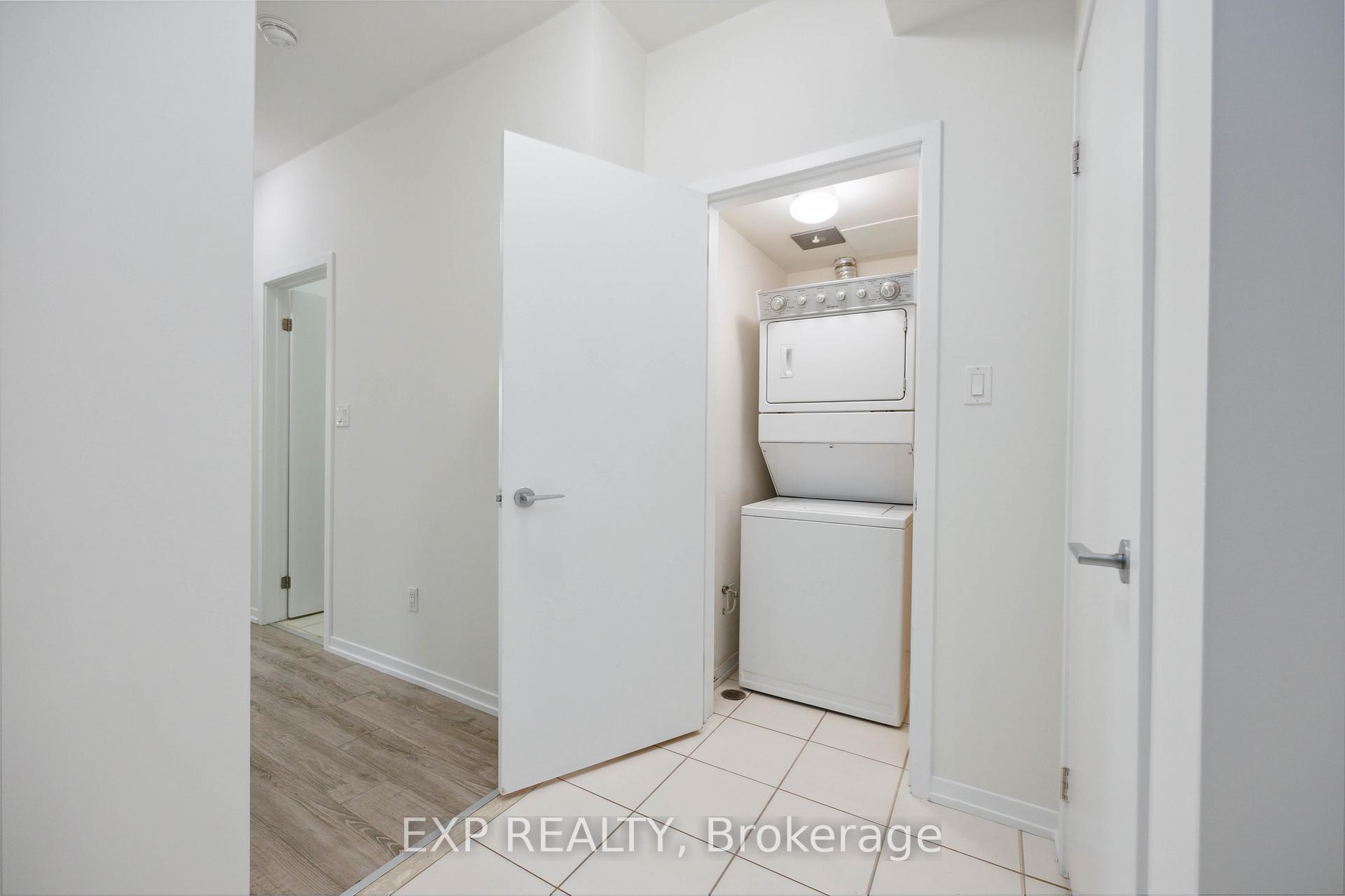 Photo 15 of Unit E12, 26 Bruce Street, Vaughan, East Woodbridge — HOMEH