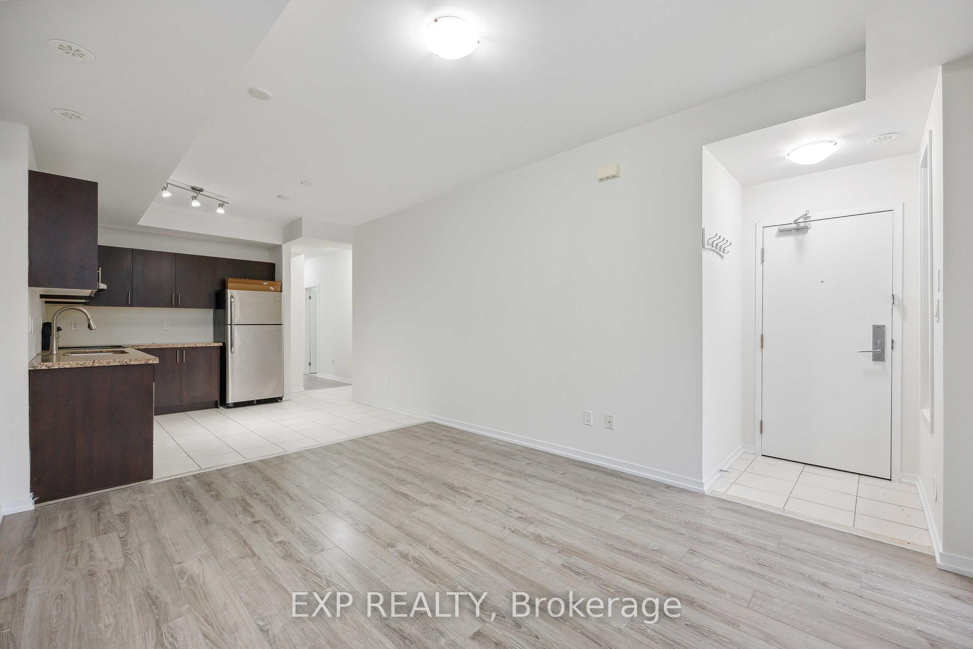 Photo 20 of Unit E12, 26 Bruce Street, Vaughan, East Woodbridge — HOMEH