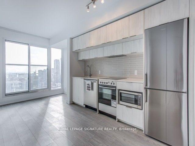 Front of Unit 4808, 181 Dundas Street E
