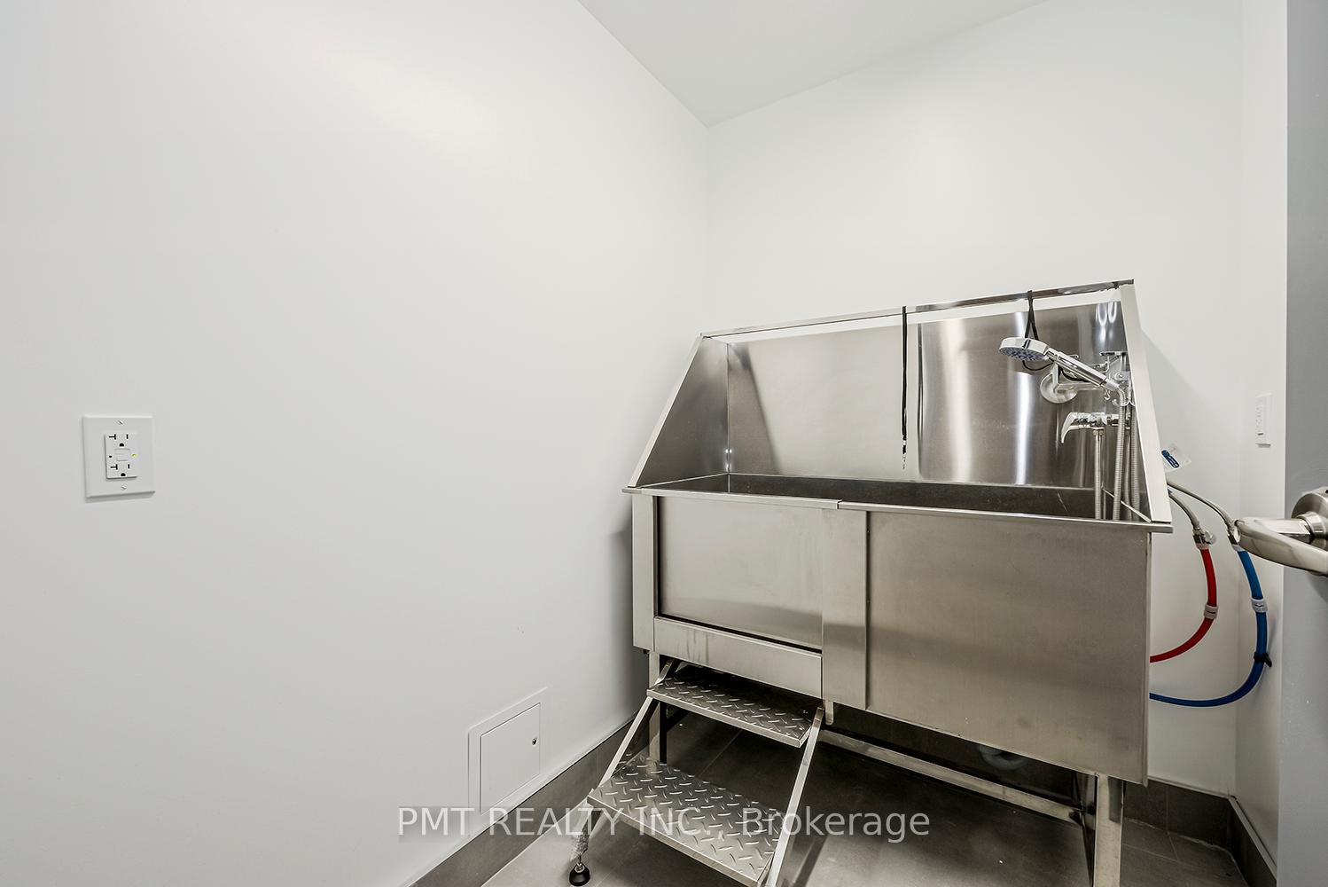 Photo 40 of Unit 105, 1331 Queen Street E, Toronto, Greenwood-Coxwell — HOMEH