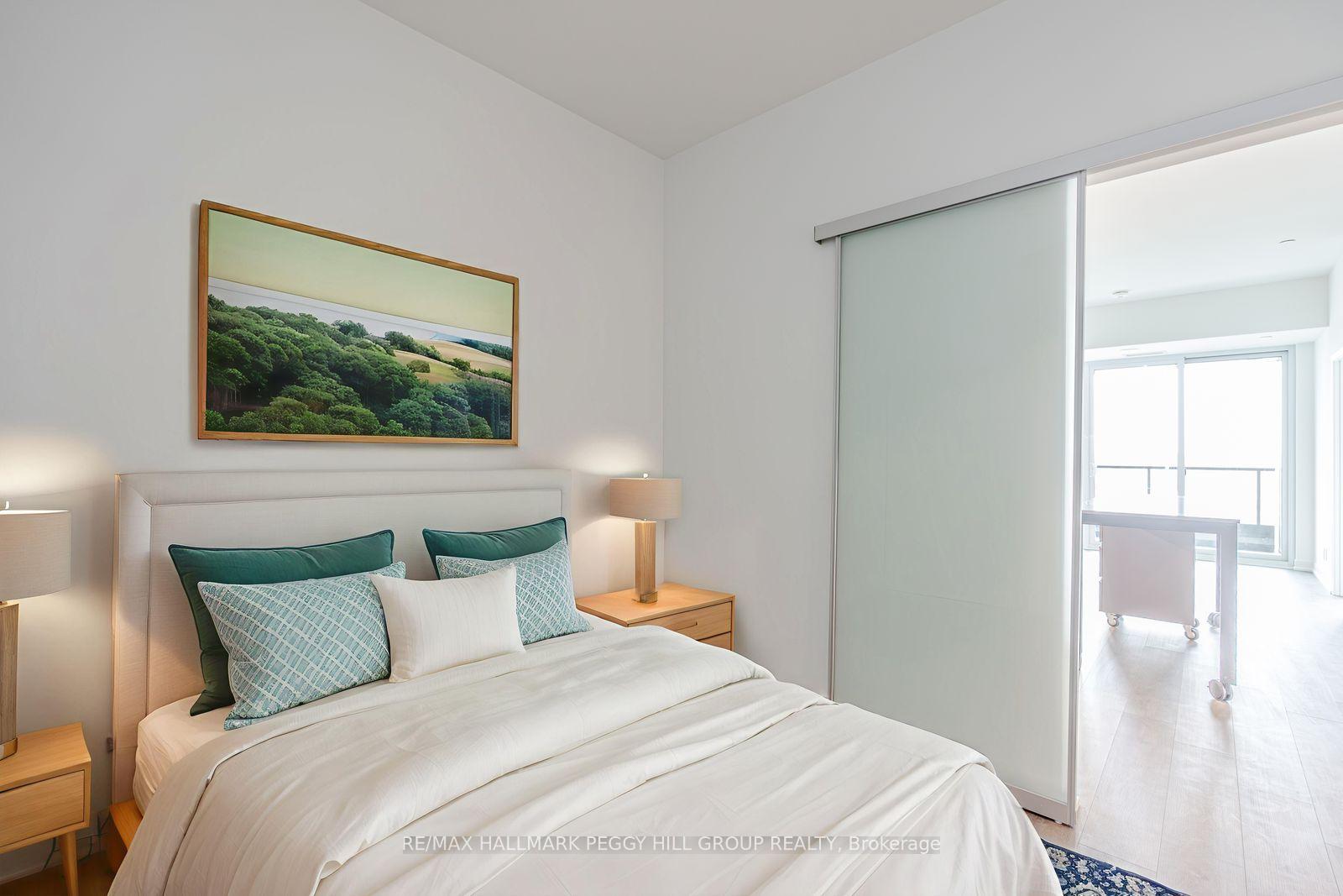 Photo 8 of Unit 1001, 39 Mary Street, Barrie, City Centre — HOMEH