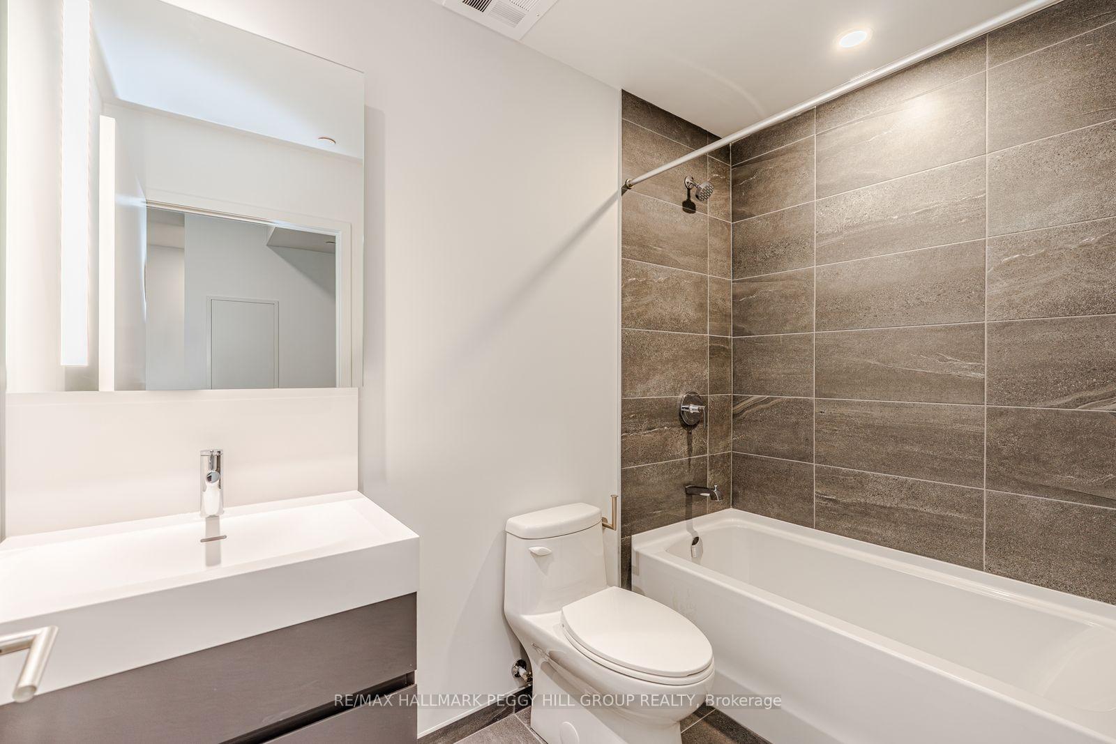 Photo 9 of Unit 1001, 39 Mary Street, Barrie, City Centre — HOMEH