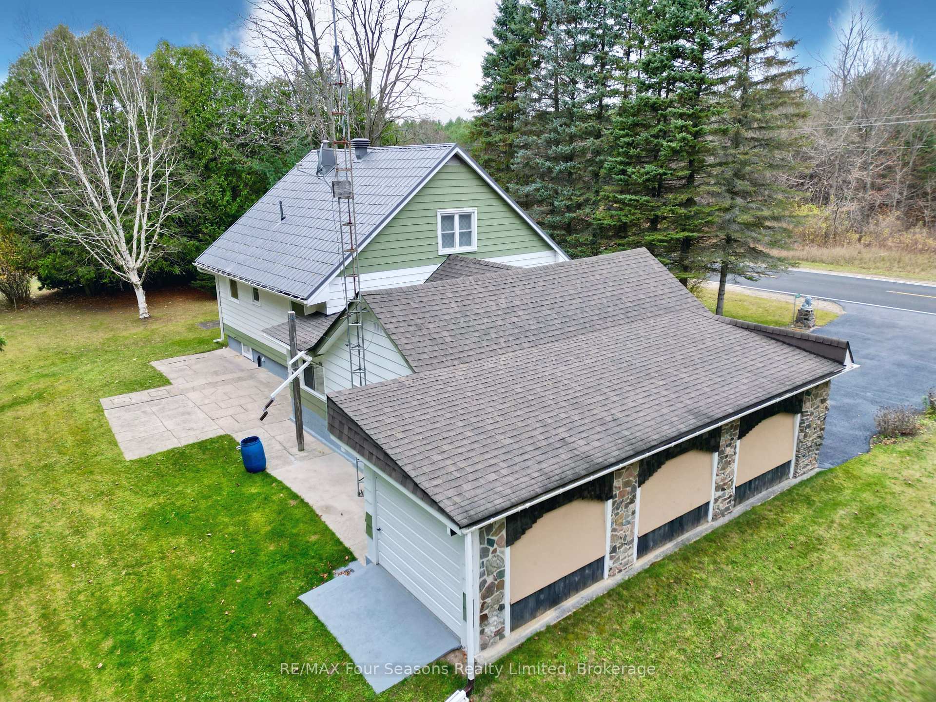Photo 3 of 5601 County Road 9, Clearview, New Lowell — HOMEH