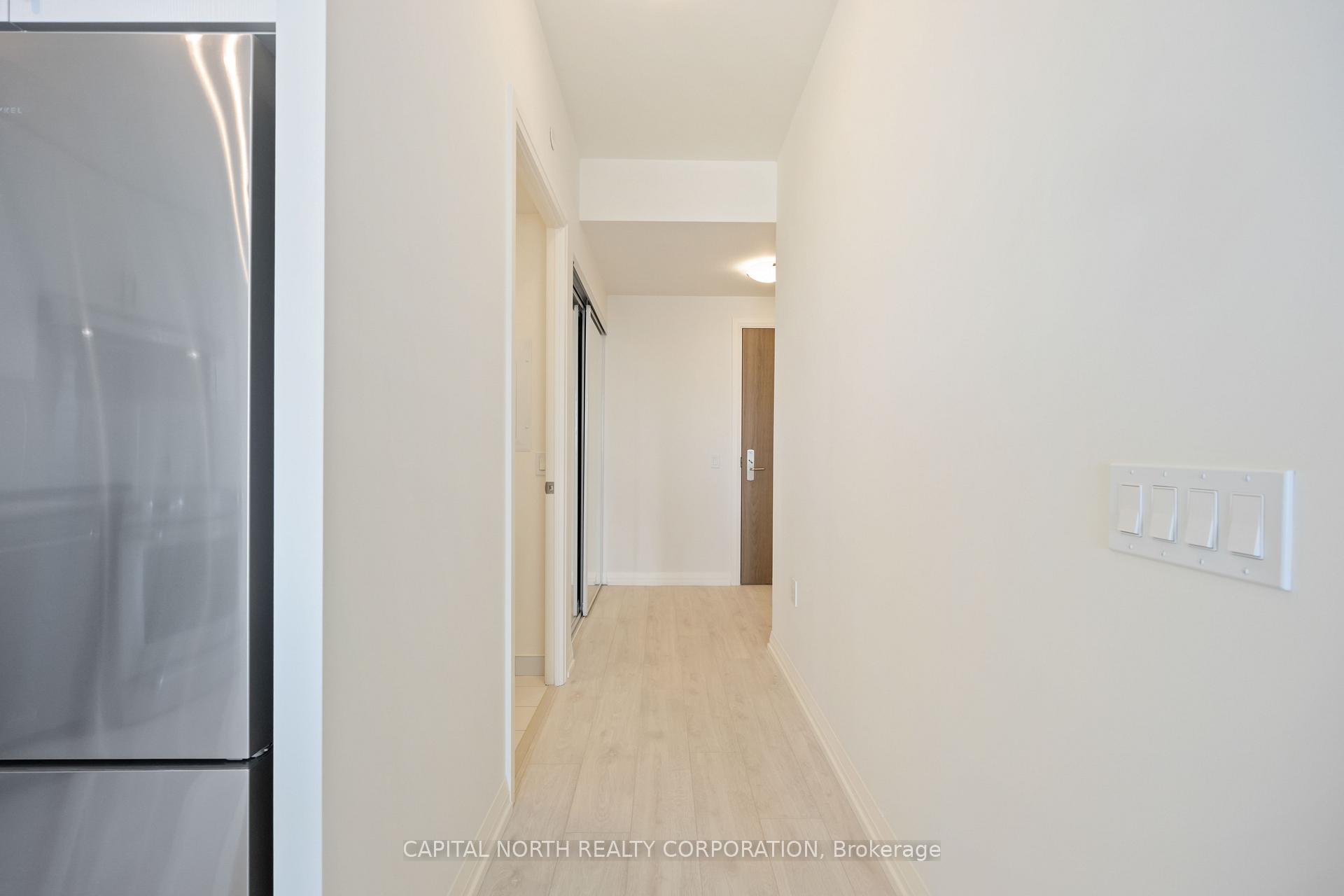 Photo 6 of Unit 508, 27 Korda Gate, Vaughan, Vellore Village — HOMEH