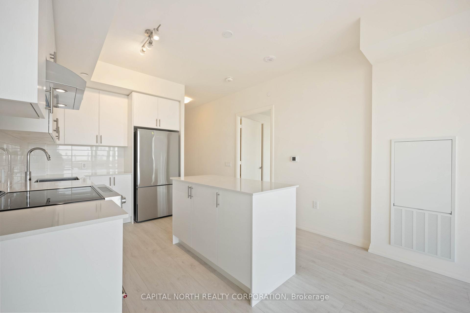 Photo 11 of Unit 508, 27 Korda Gate, Vaughan, Vellore Village — HOMEH