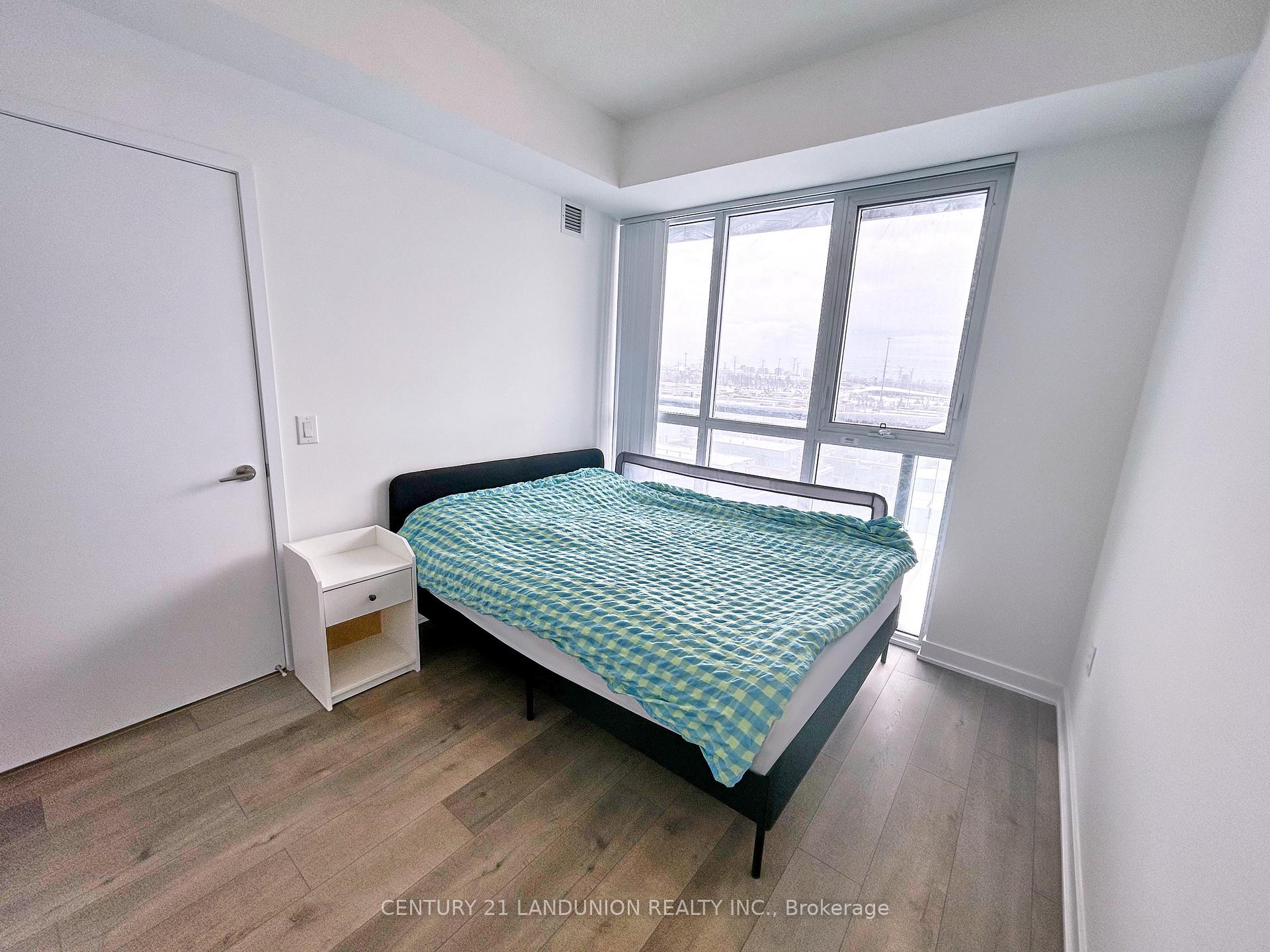 Photo 12 of Unit 708, 10 Honeycrisp Crescent S, Vaughan, Vaughan Corporate Centre — HOMEH