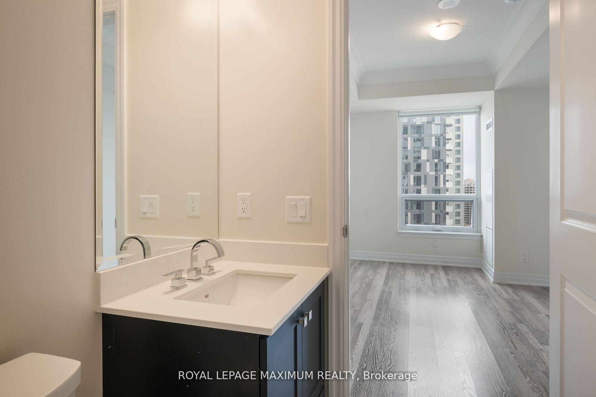 Photo 24 of Unit 1712, 9085 Jane Street, Vaughan, Concord — HOMEH