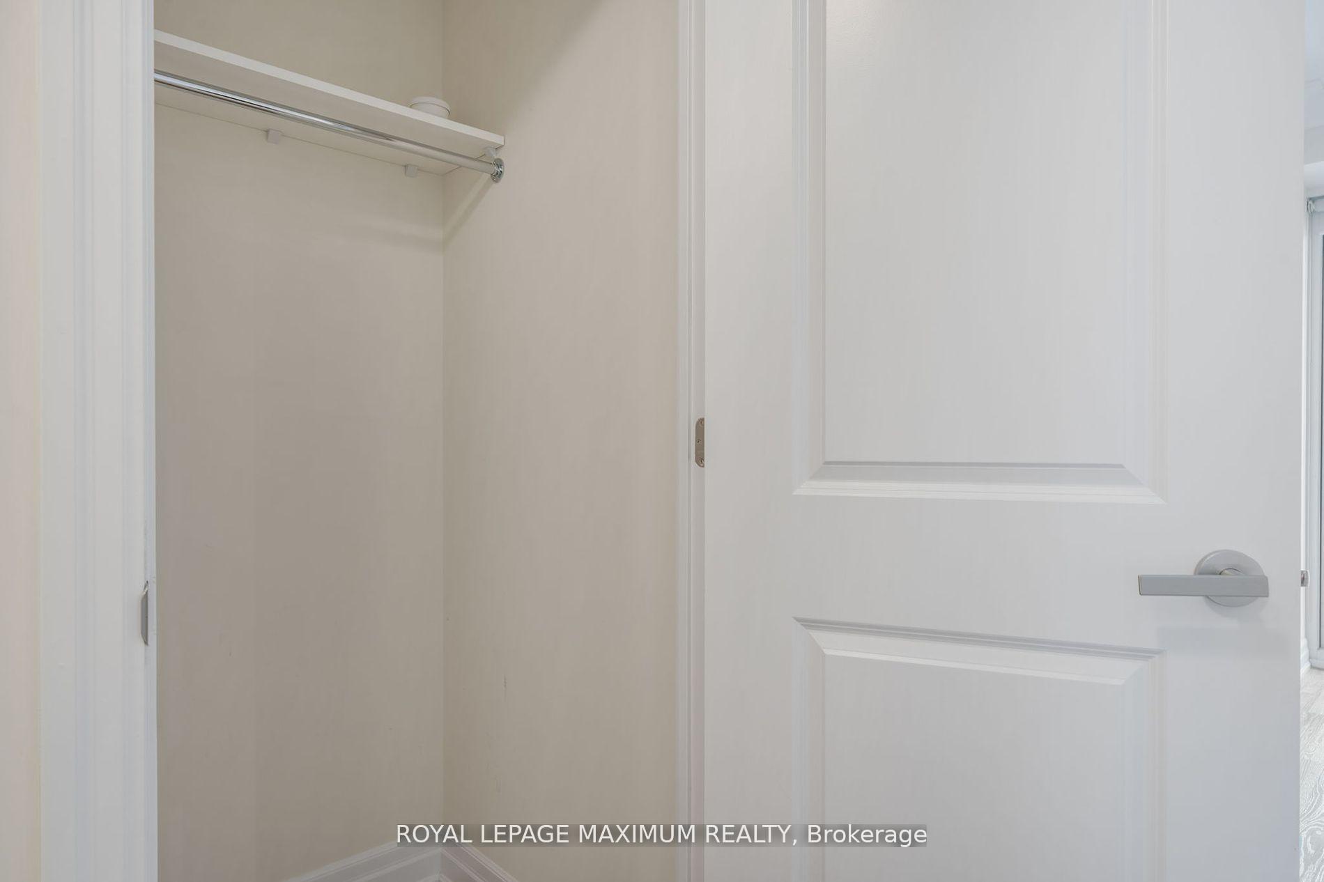 Photo 26 of Unit 1712, 9085 Jane Street, Vaughan, Concord — HOMEH