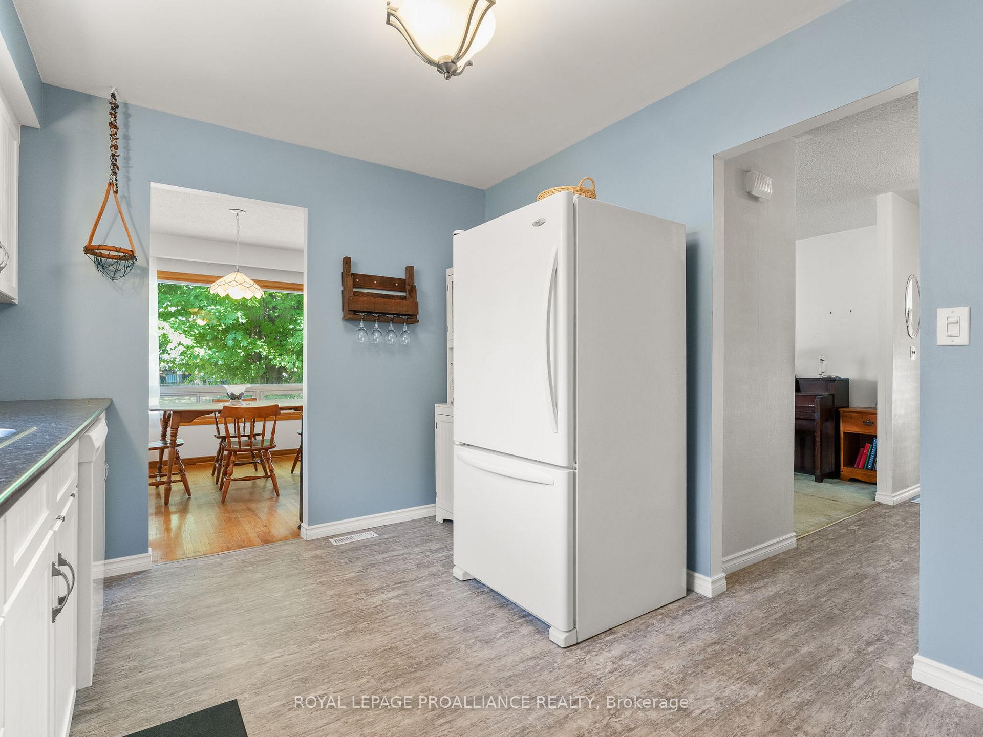 Photo 12 of 529 Carlisle Street, Cobourg — HOMEH