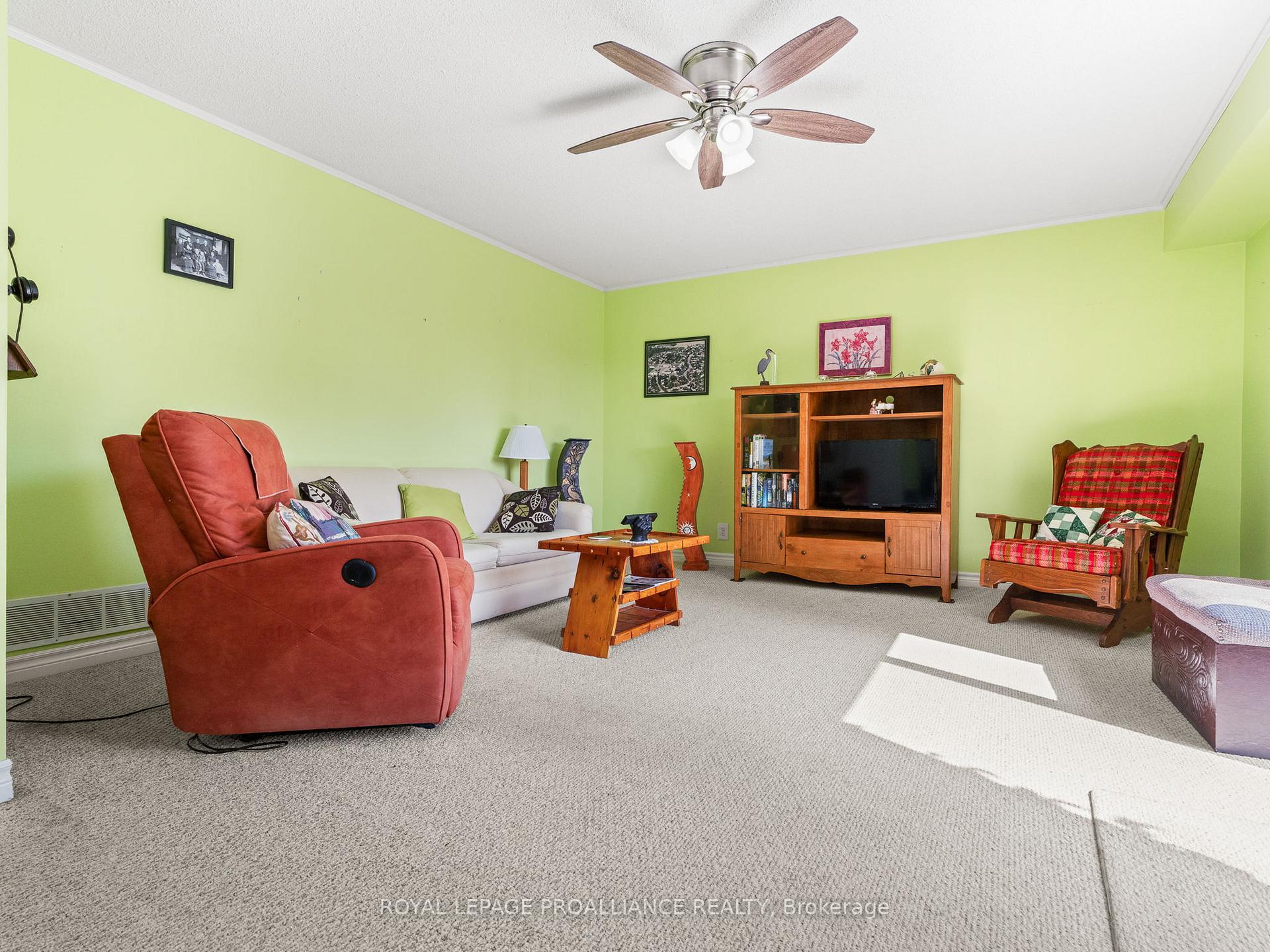 Photo 23 of 529 Carlisle Street, Cobourg — HOMEH