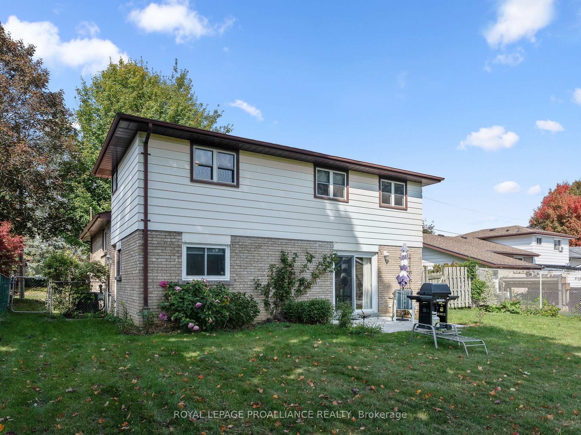 Photo 35 of 529 Carlisle Street, Cobourg — HOMEH