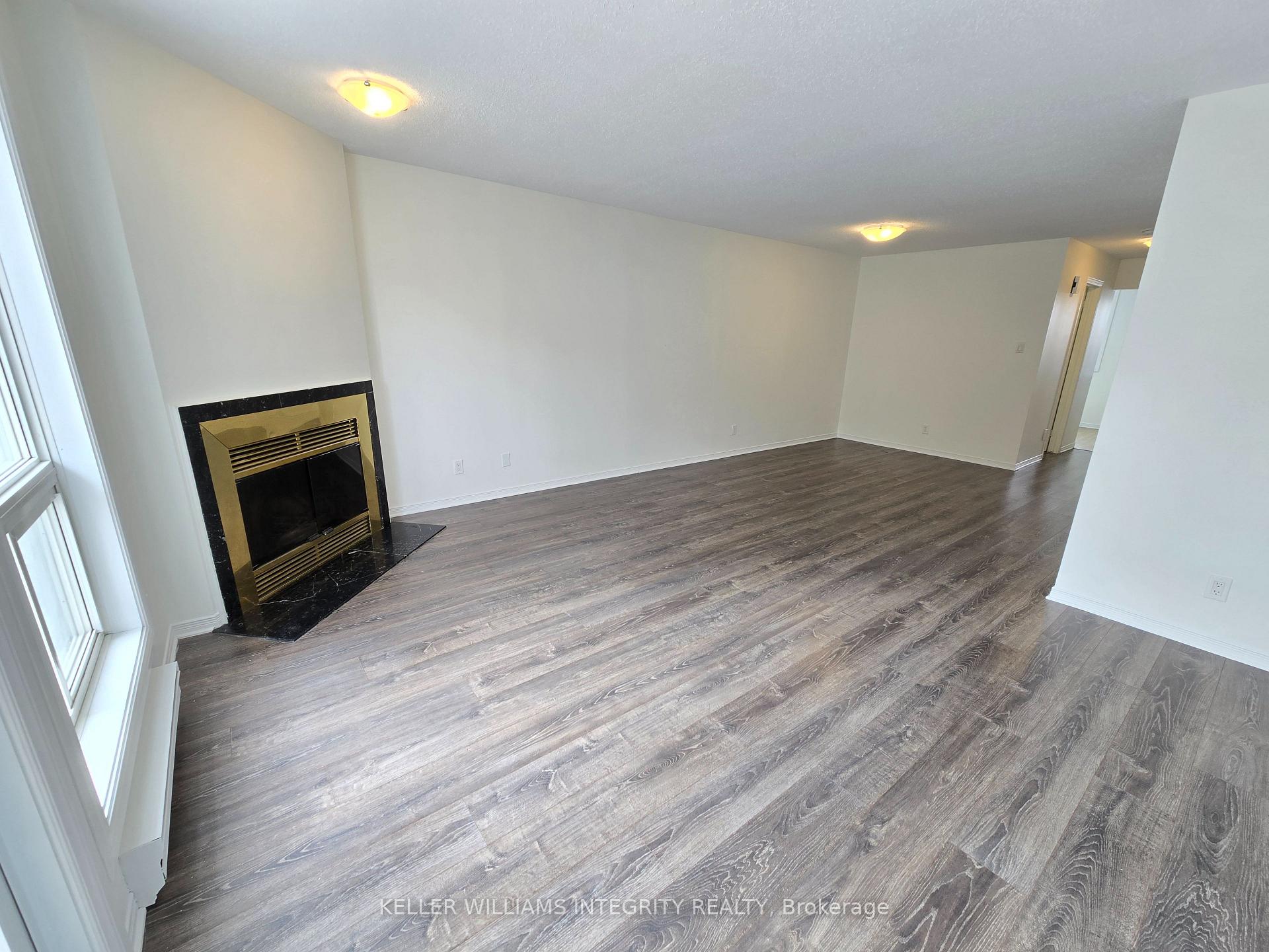 Photo 4 of 219 Briston, Ottawa, Hunt Club Park — HOMEH