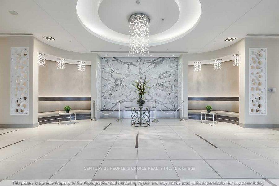 Photo 3 of Unit 414, 85 North Park Road, Vaughan, Beverley Glen — HOMEH