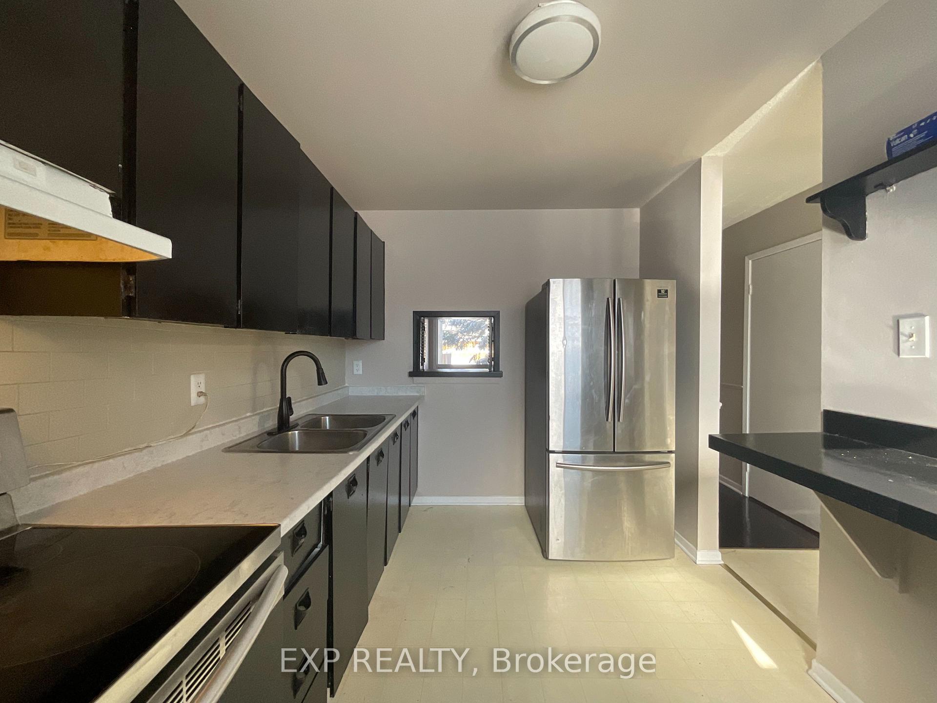 Photo 5 of Unit 63, 3344 Uplands Drive, Ottawa, Hunt Club — HOMEH
