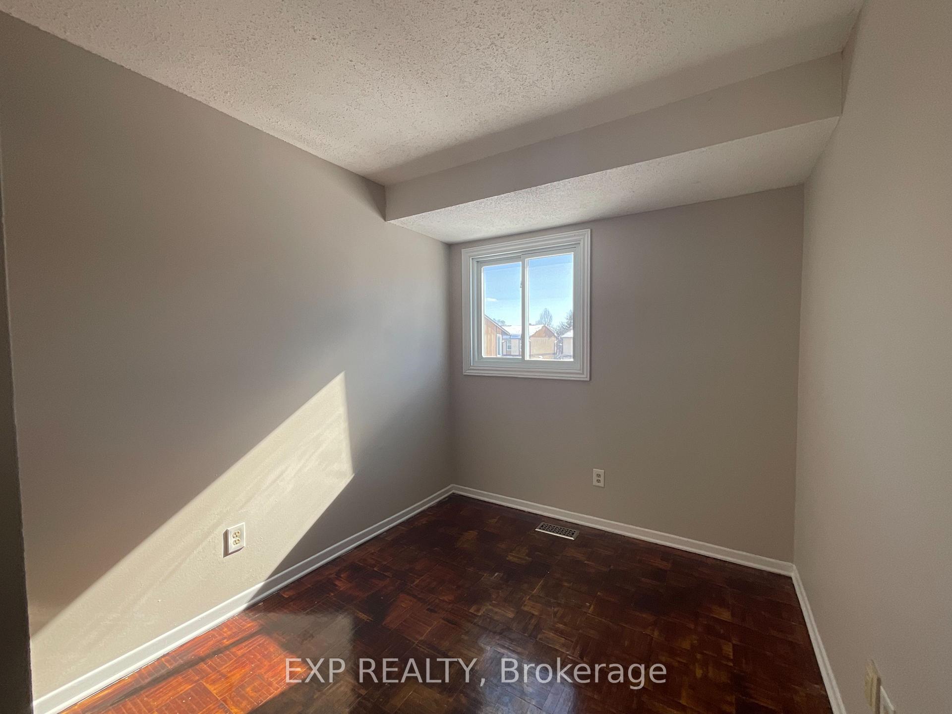 Photo 9 of Unit 63, 3344 Uplands Drive, Ottawa, Hunt Club — HOMEH