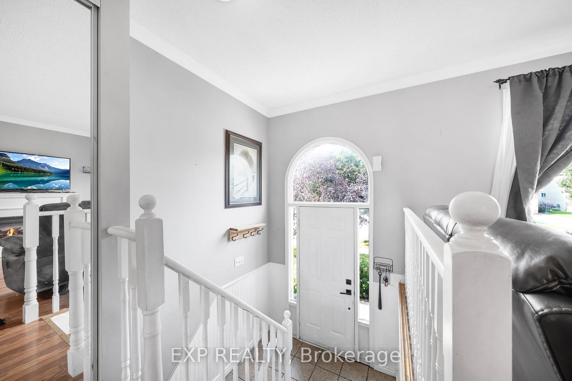 Photo 2 of 79 Mccarthy Crescent, Essa, Angus — HOMEH