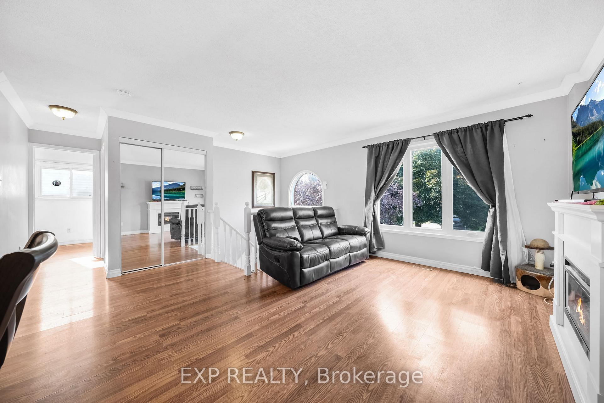 Photo 4 of 79 Mccarthy Crescent, Essa, Angus — HOMEH