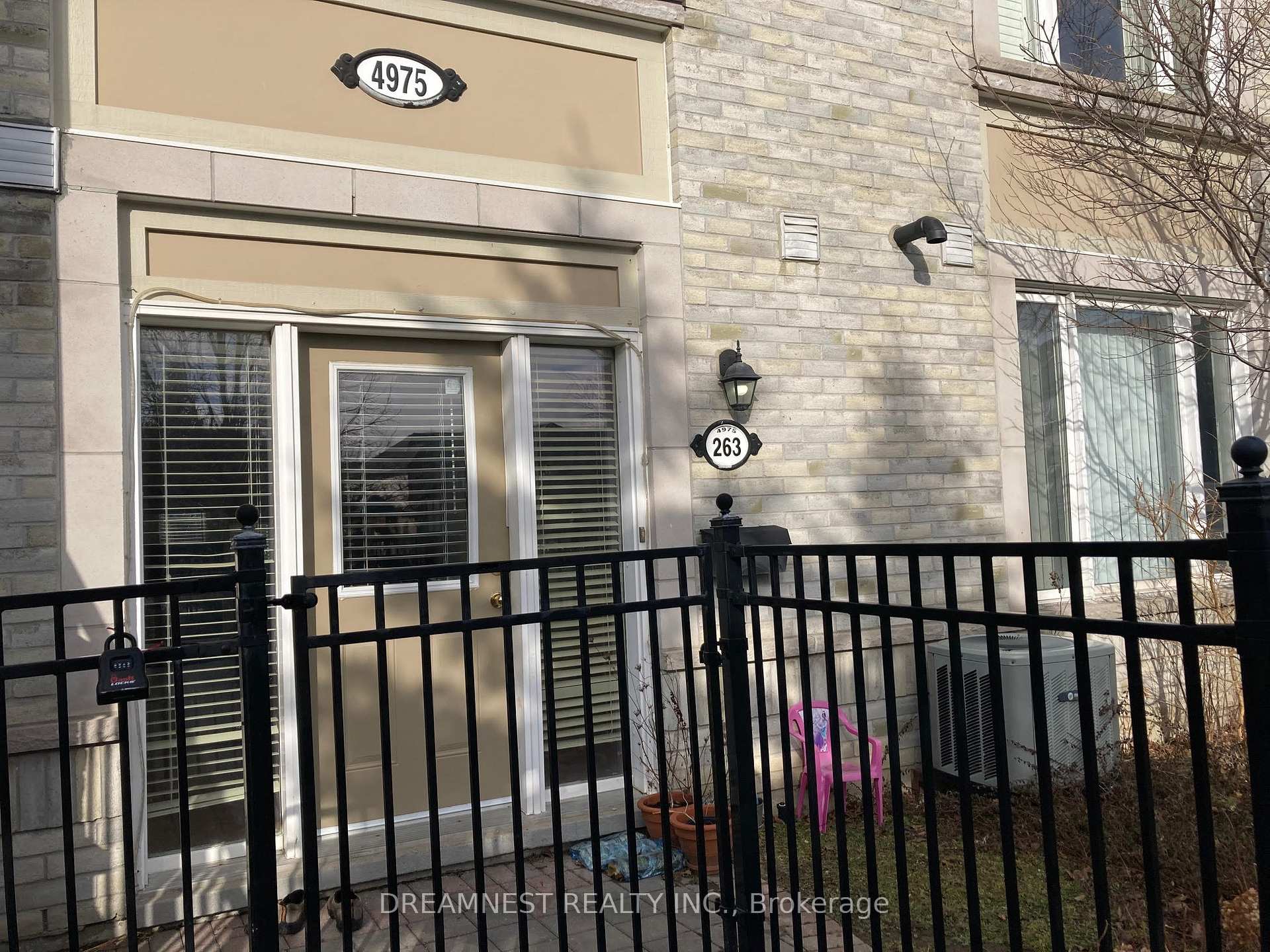 Front of Unit 263, 4975 Southampton Drive