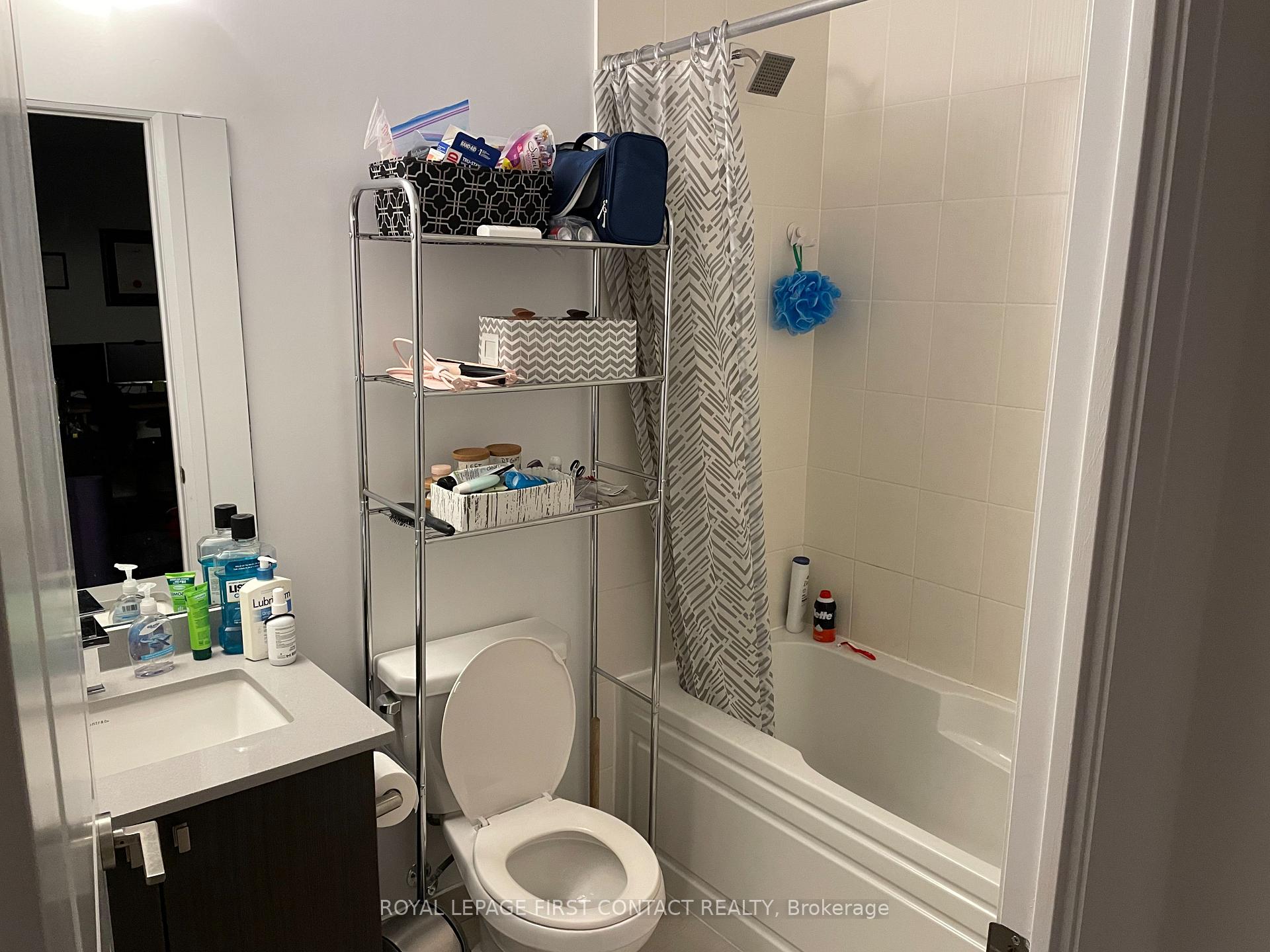 Photo 10 of Unit 720, 7900 Bathurst Street, Vaughan, Beverley Glen — HOMEH
