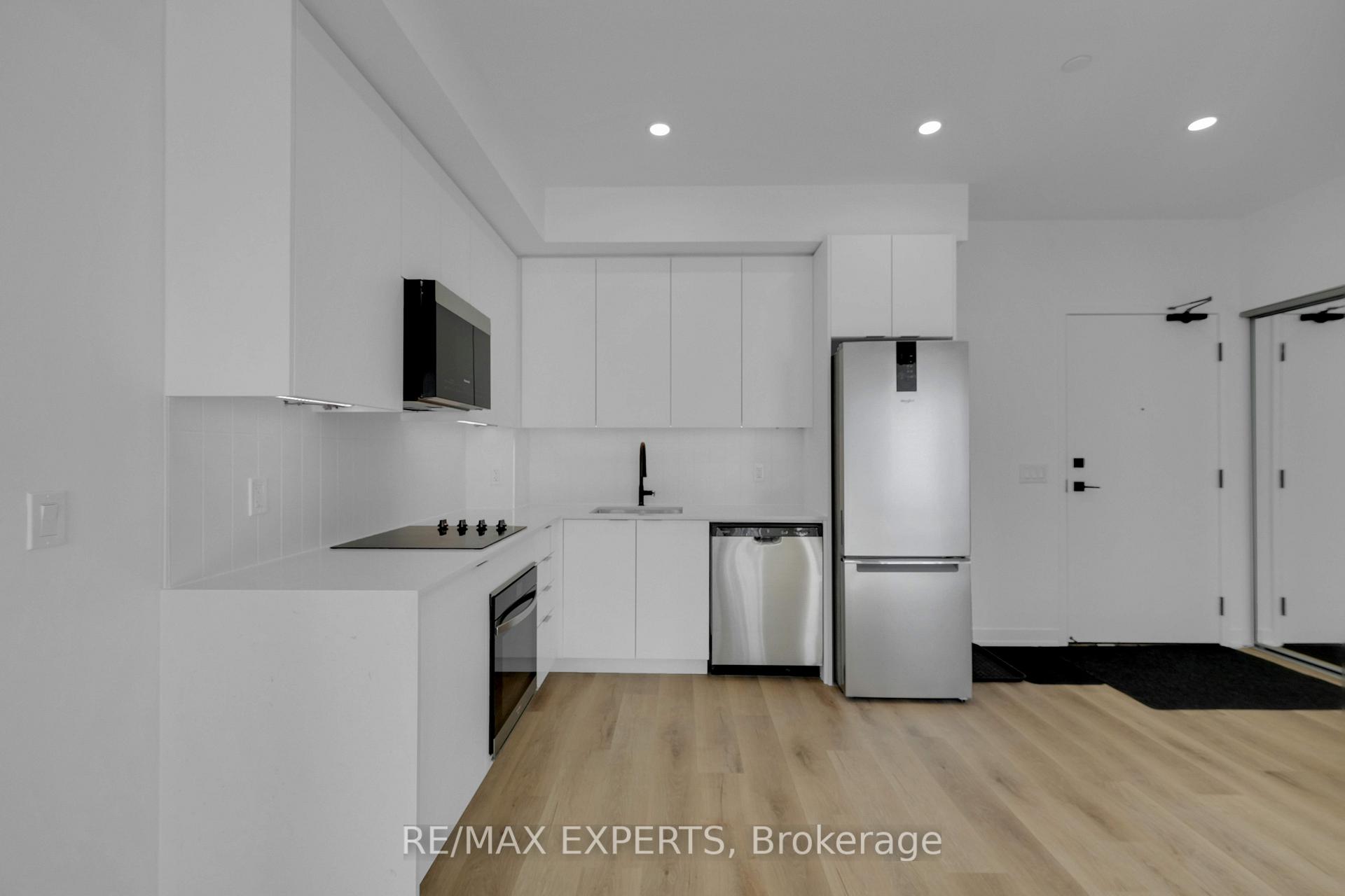Photo 11 of Unit 418, 10 Abeja Street, Vaughan, Concord — HOMEH