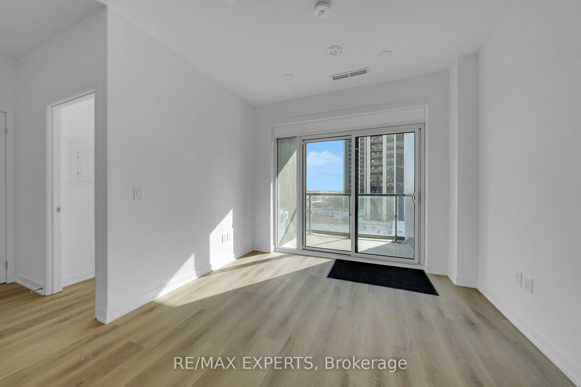 Photo 14 of Unit 418, 10 Abeja Street, Vaughan, Concord — HOMEH