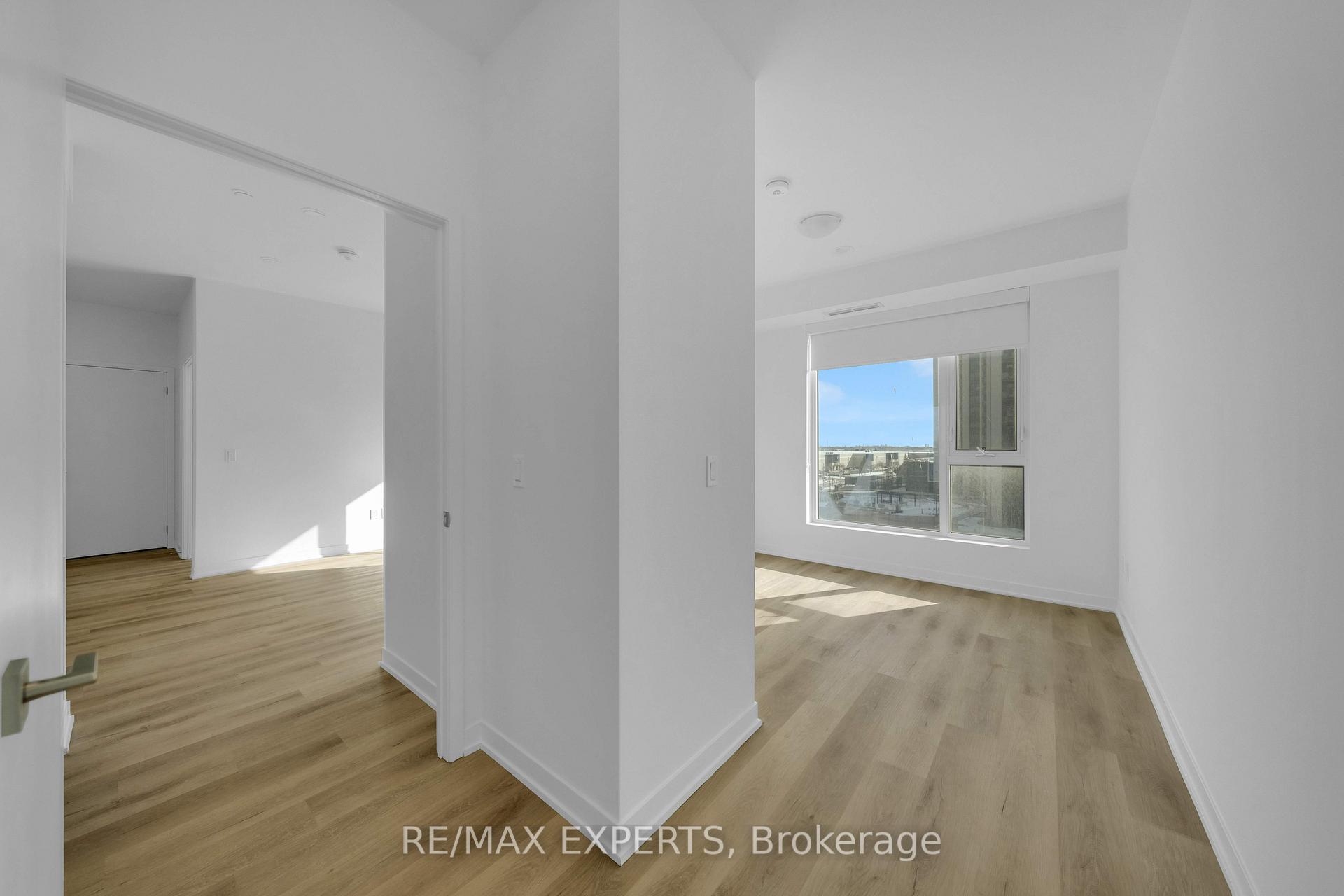 Photo 15 of Unit 418, 10 Abeja Street, Vaughan, Concord — HOMEH