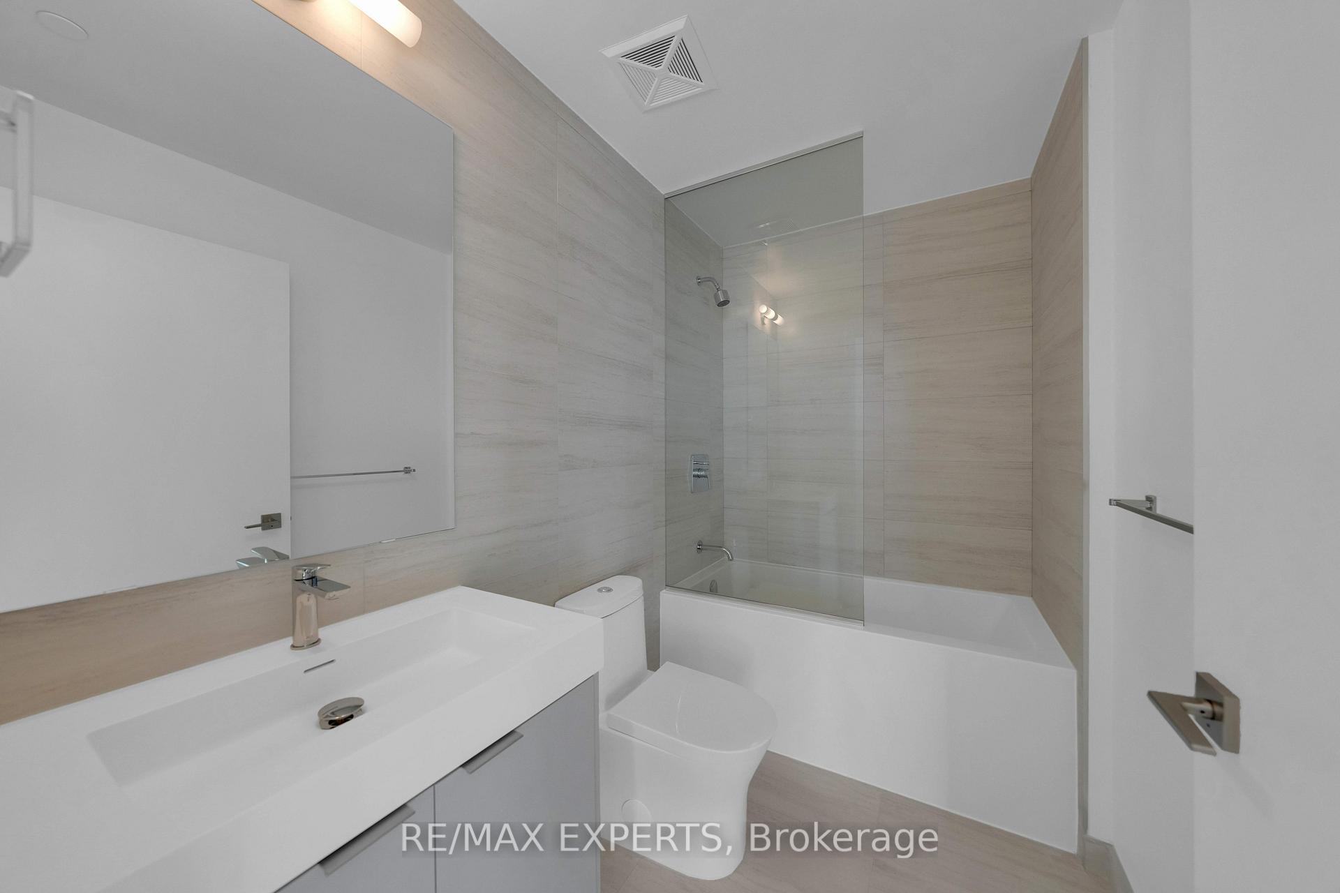 Photo 22 of Unit 418, 10 Abeja Street, Vaughan, Concord — HOMEH