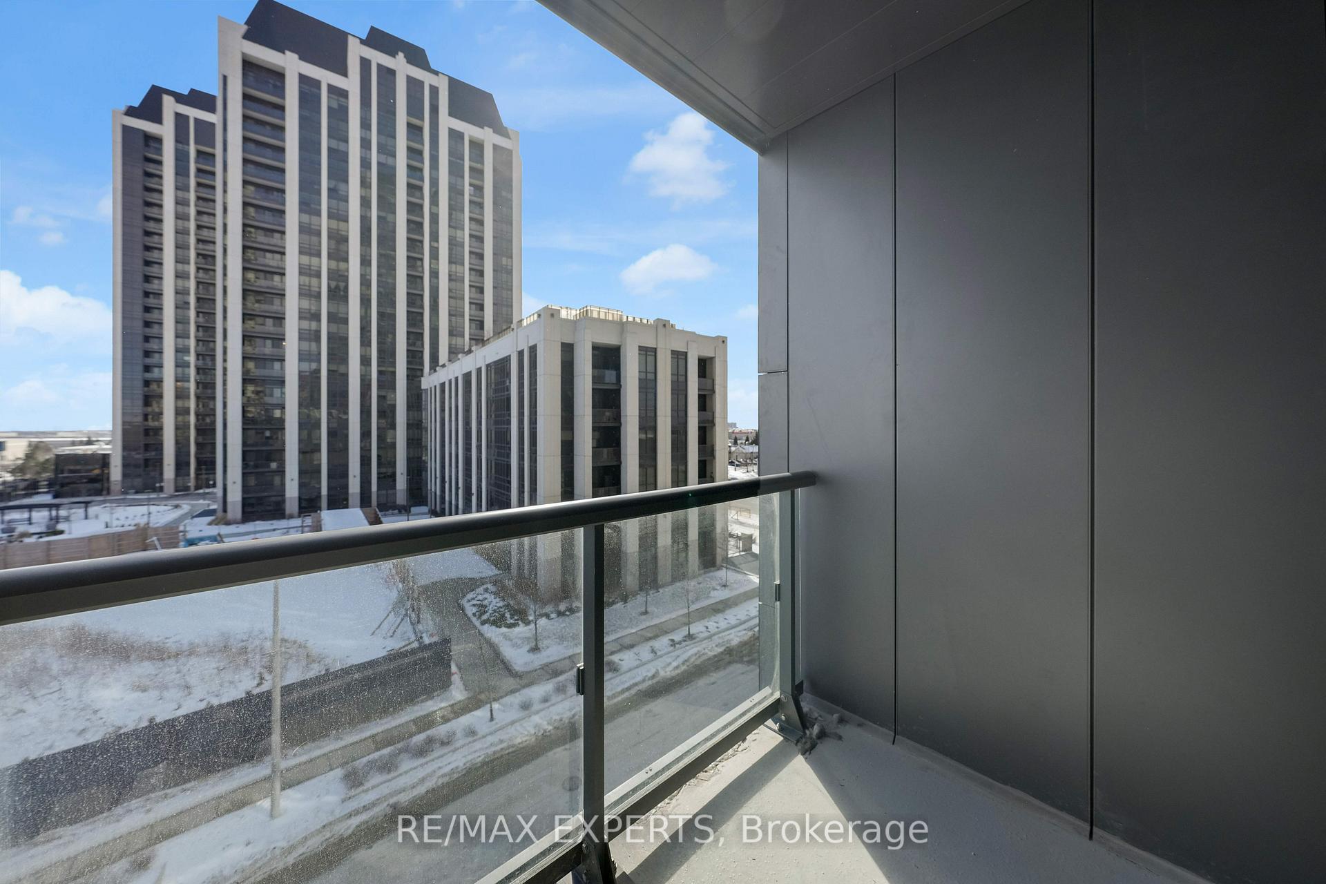 Photo 25 of Unit 418, 10 Abeja Street, Vaughan, Concord — HOMEH