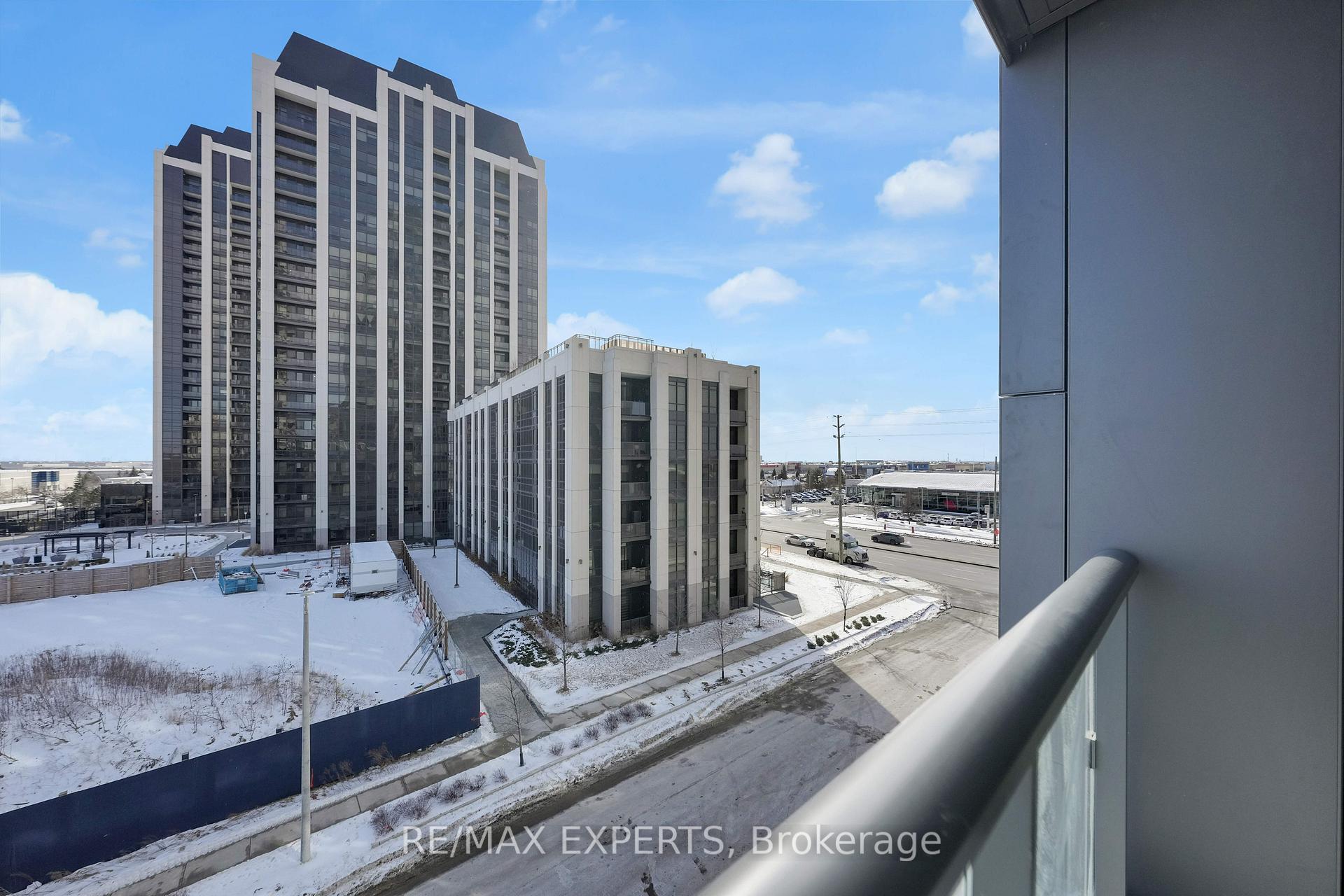 Photo 26 of Unit 418, 10 Abeja Street, Vaughan, Concord — HOMEH