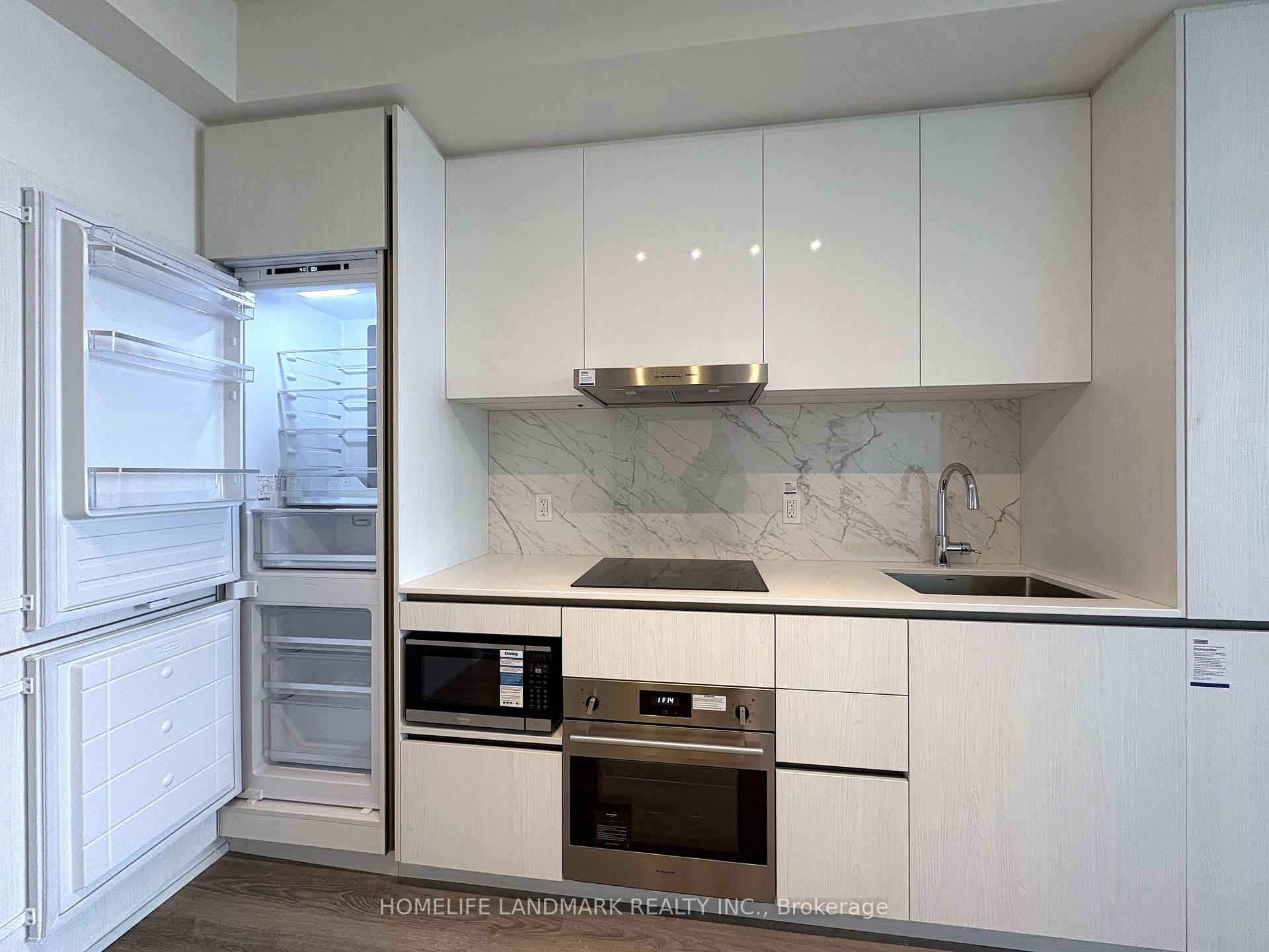 Photo 6 of Unit 1905, 8 Interchange Way, Vaughan, Vaughan Corporate Centre — HOMEH