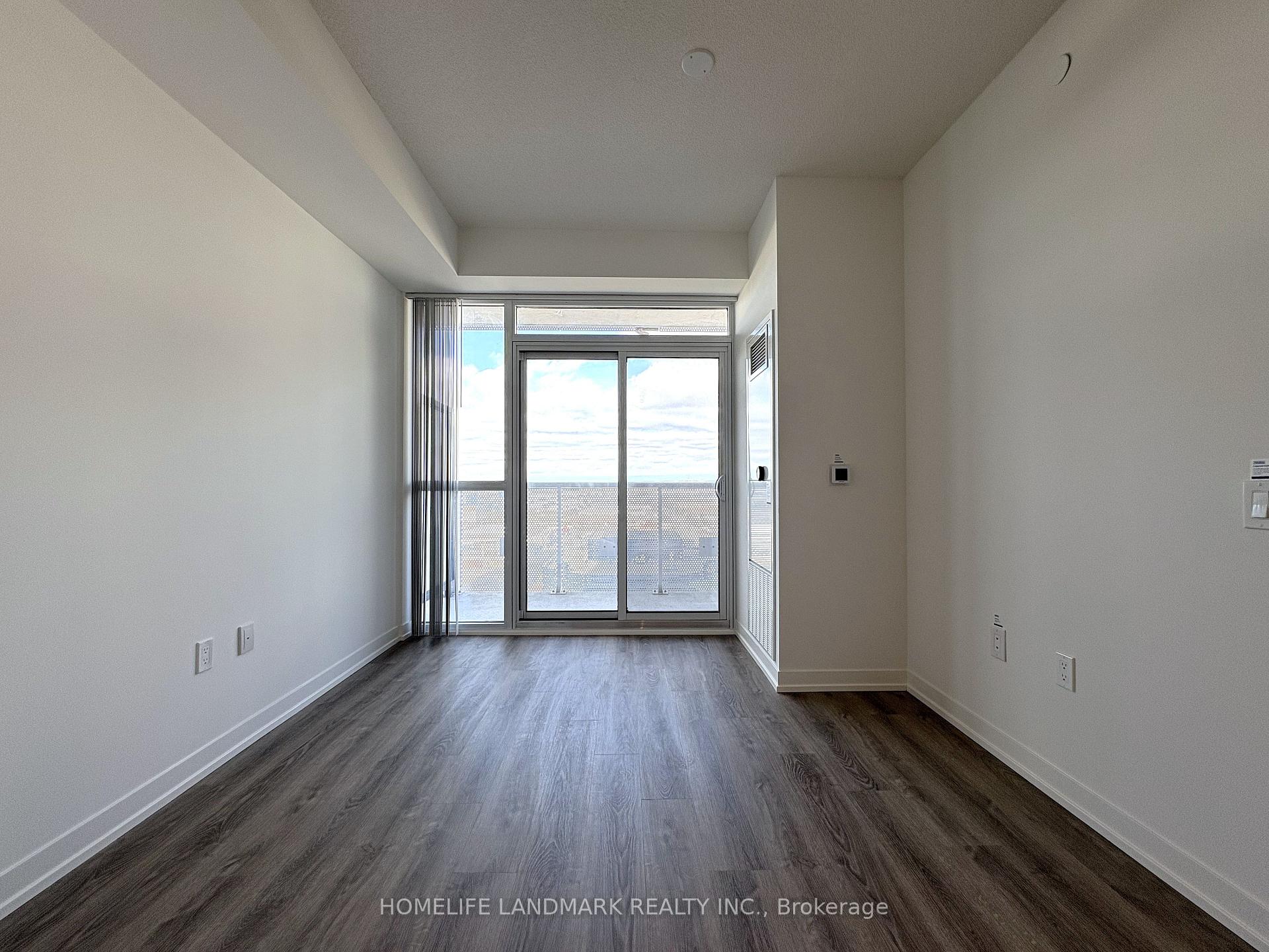 Photo 10 of Unit 1905, 8 Interchange Way, Vaughan, Vaughan Corporate Centre — HOMEH
