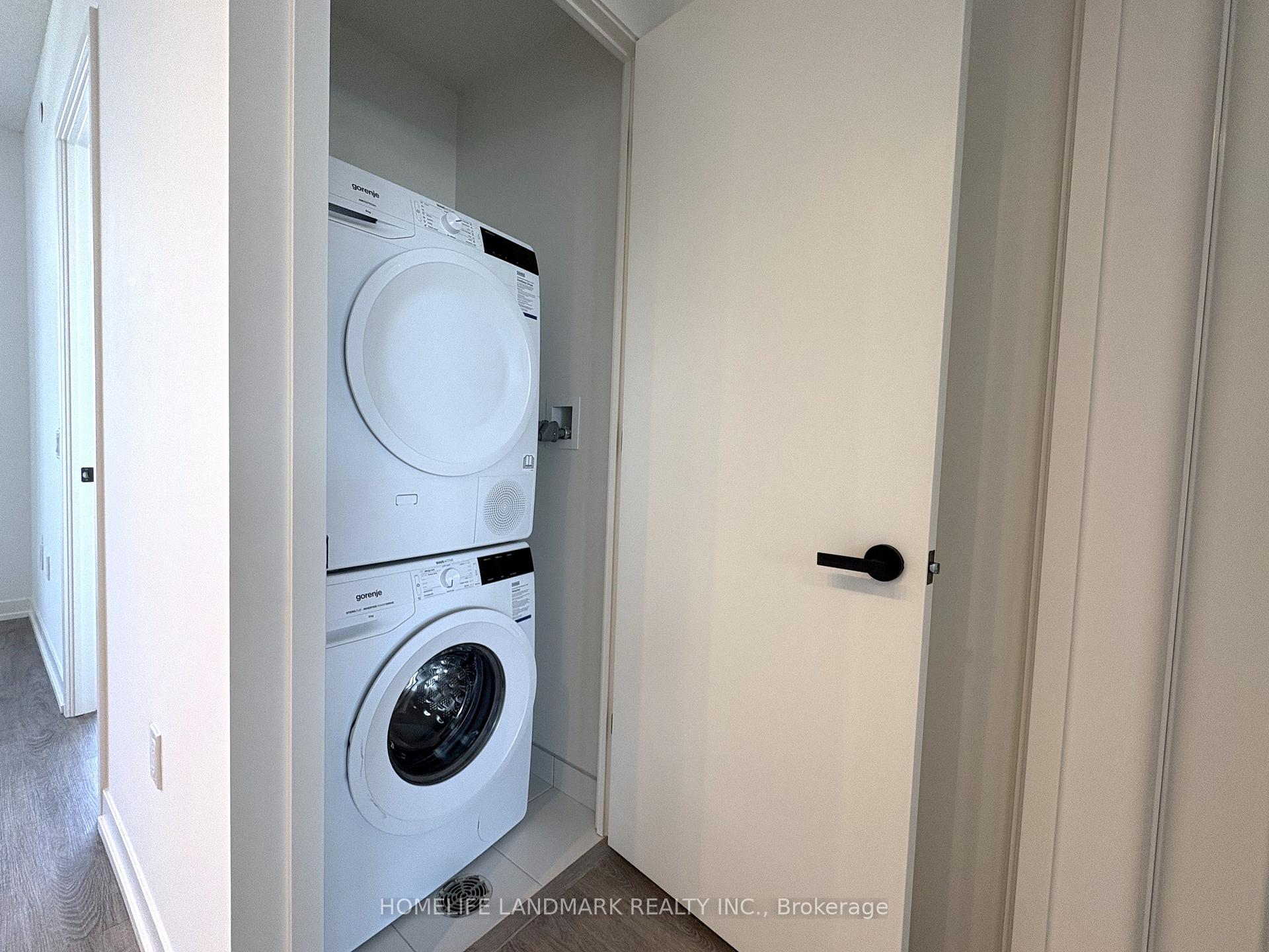 Photo 15 of Unit 1905, 8 Interchange Way, Vaughan, Vaughan Corporate Centre — HOMEH
