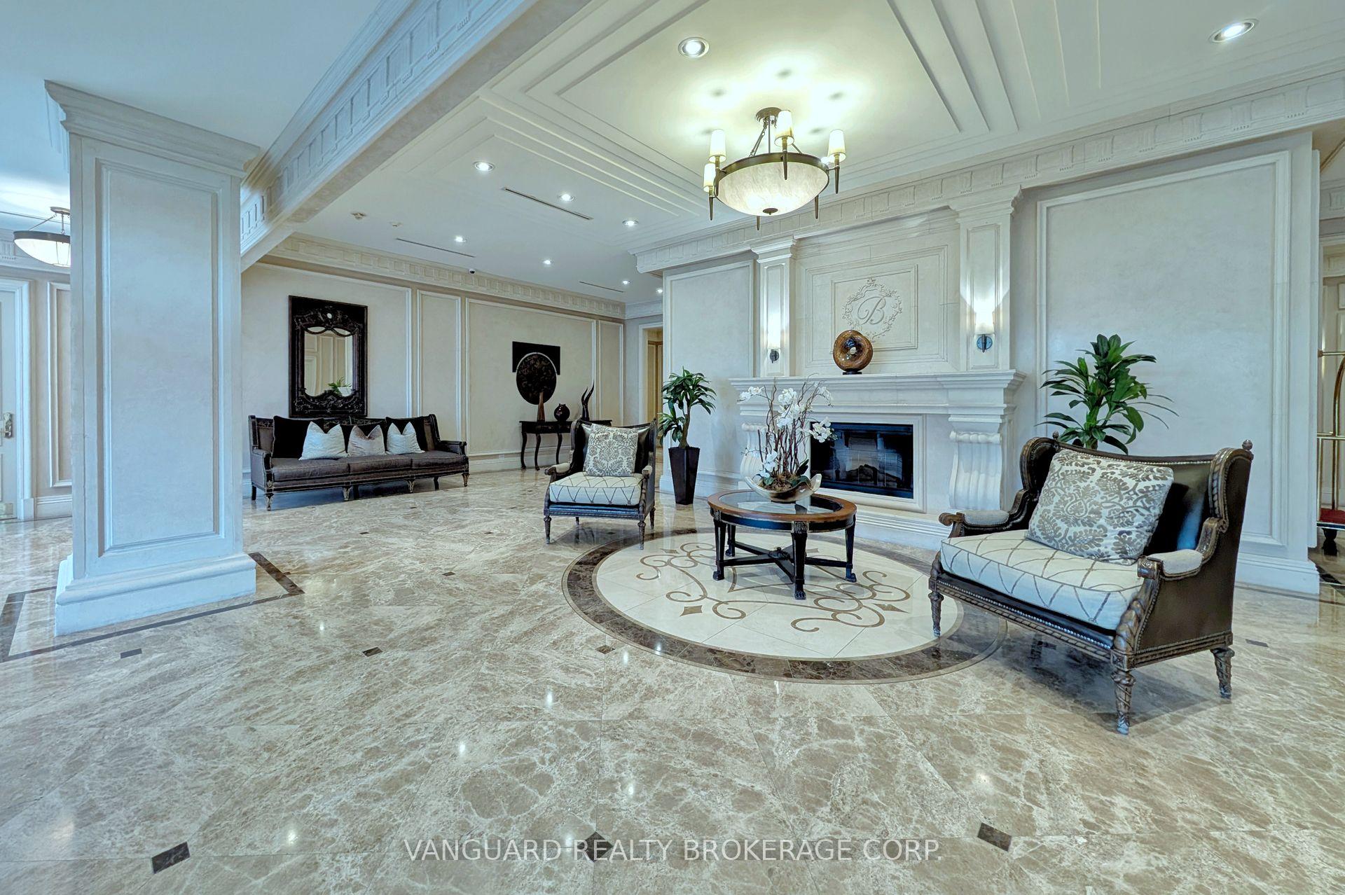 Photo 5 of Unit 1114, 9235 Jane Street, Vaughan, Maple — HOMEH