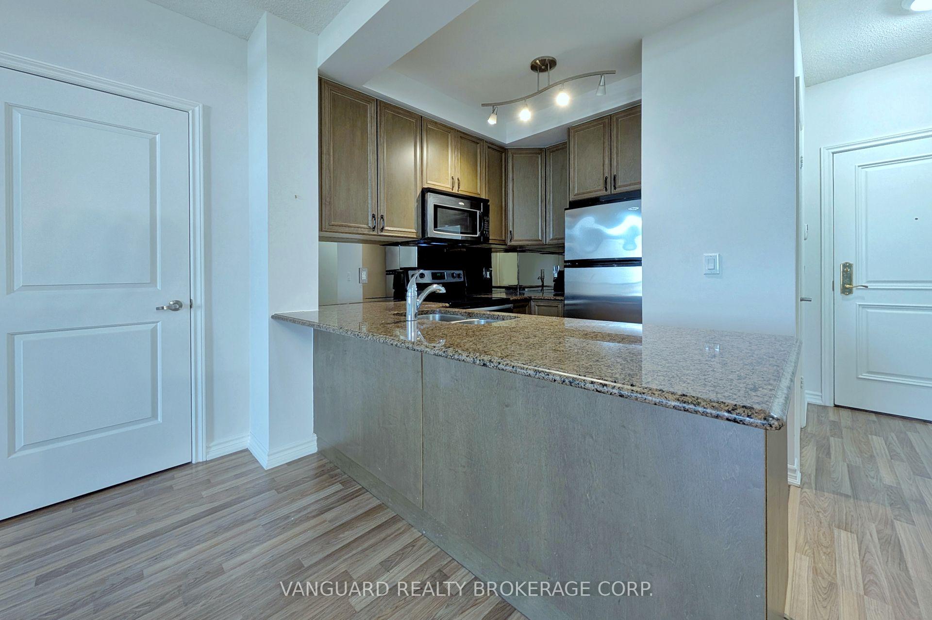 Photo 10 of Unit 1114, 9235 Jane Street, Vaughan, Maple — HOMEH