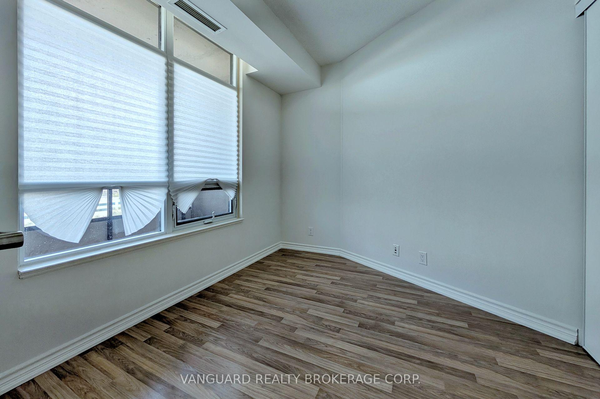 Photo 18 of Unit 1114, 9235 Jane Street, Vaughan, Maple — HOMEH
