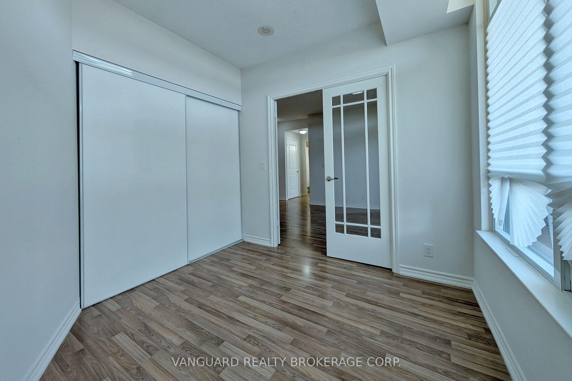 Photo 19 of Unit 1114, 9235 Jane Street, Vaughan, Maple — HOMEH