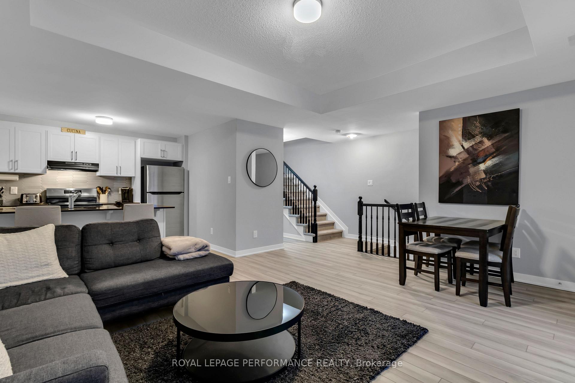 Photo 2 of 329 Olivenite Pvt, Ottawa, Barrhaven - Heritage Park — HOMEH