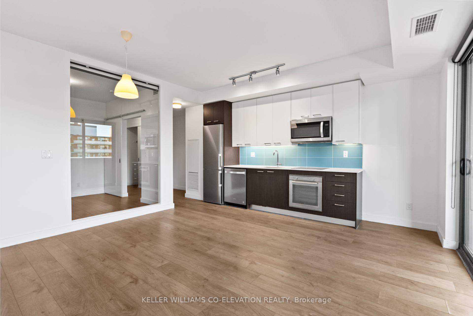 Front of Unit 607, 109 Vaughan Road