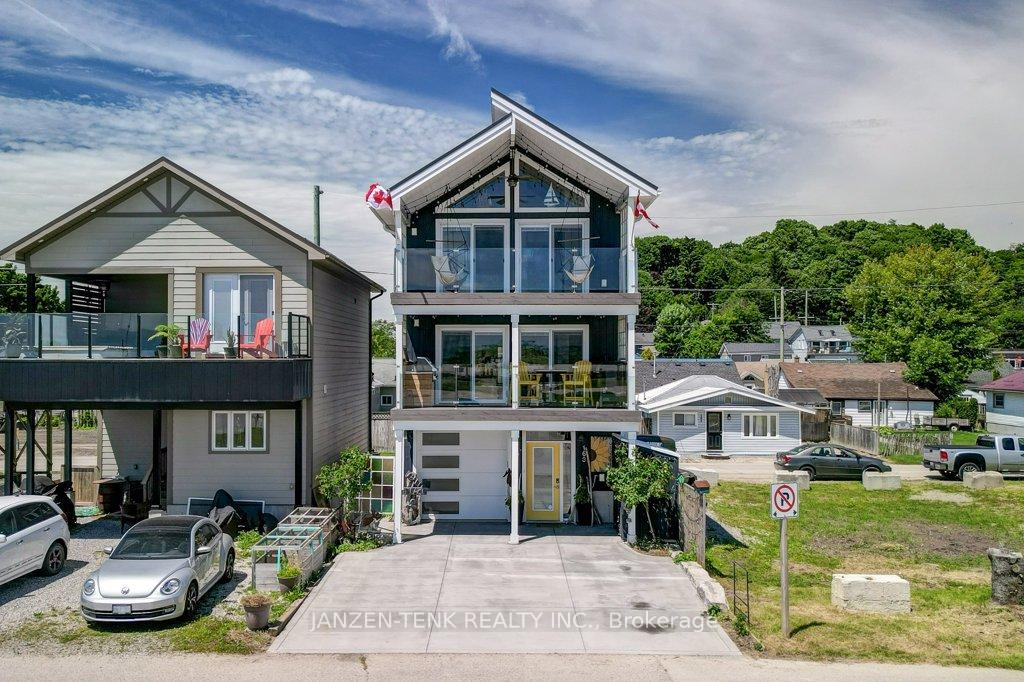 Front of 163 Maud Street