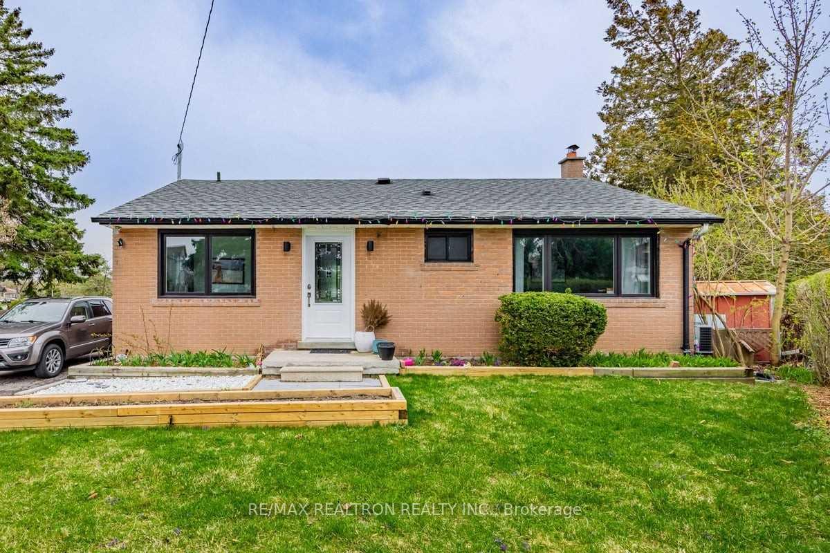 Photo 1 of 209 Martha Crescent, Caledon, Bolton West — HOMEH