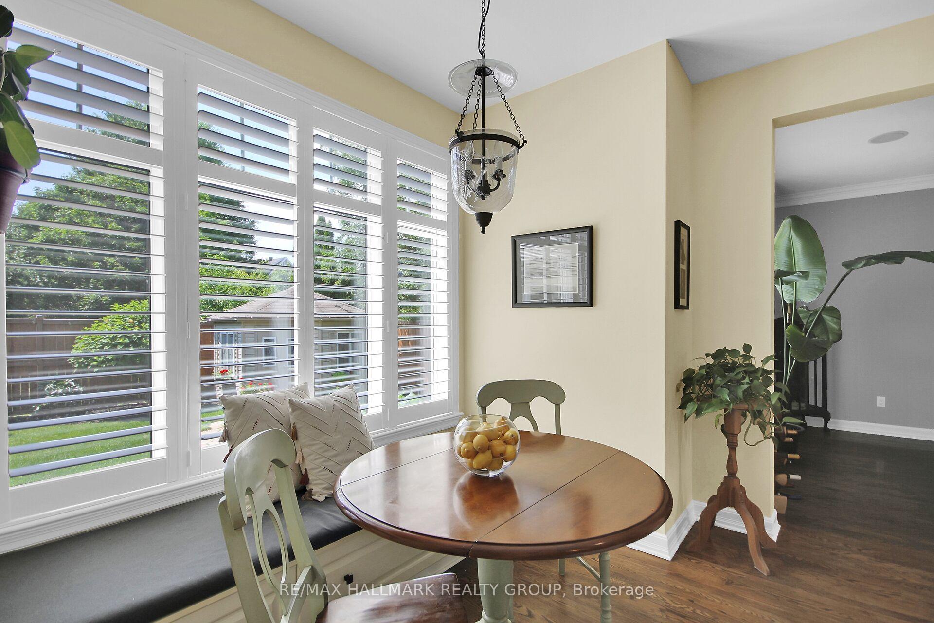 Photo 14 of 30 Oakbriar Crescent, Ottawa, Barrhaven - Stonebridge — HOMEH