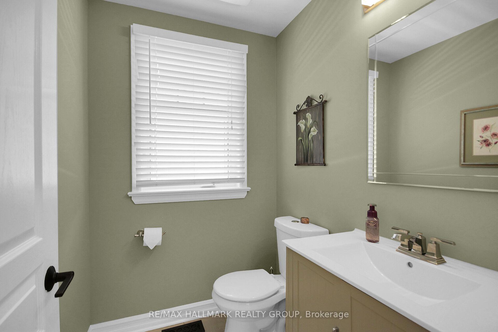 Photo 17 of 30 Oakbriar Crescent, Ottawa, Barrhaven - Stonebridge — HOMEH