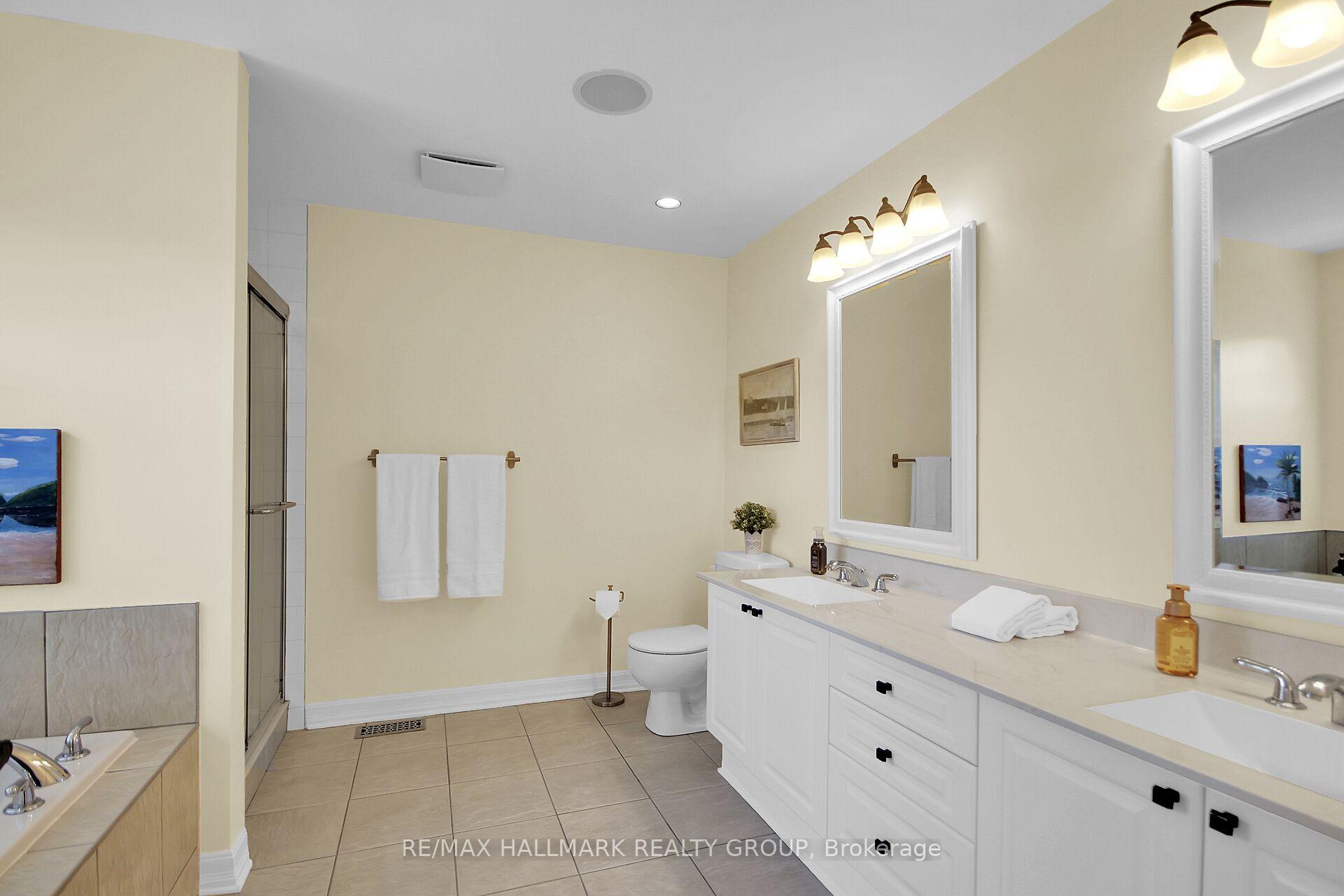 Photo 20 of 30 Oakbriar Crescent, Ottawa, Barrhaven - Stonebridge — HOMEH