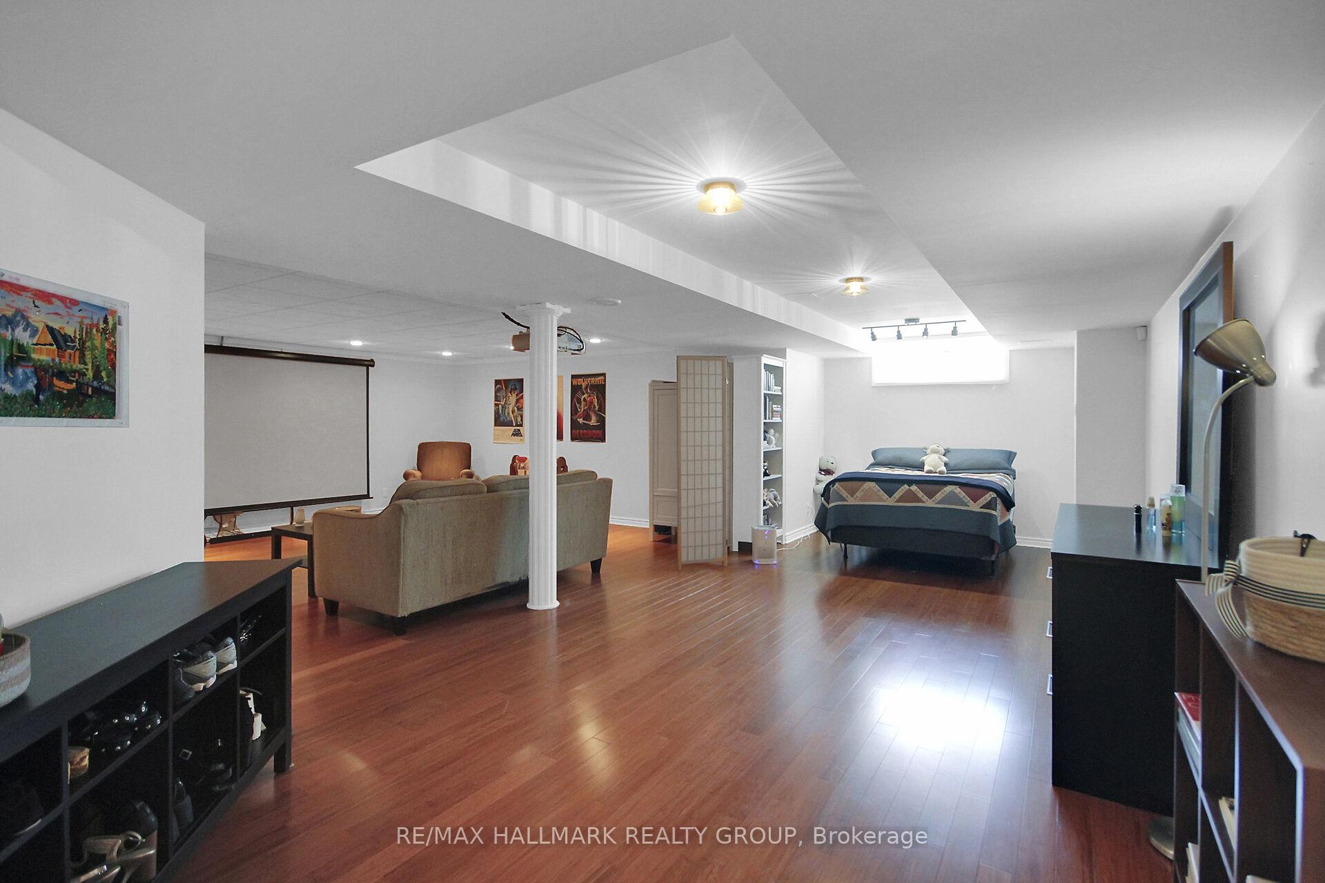 Photo 28 of 30 Oakbriar Crescent, Ottawa, Barrhaven - Stonebridge — HOMEH