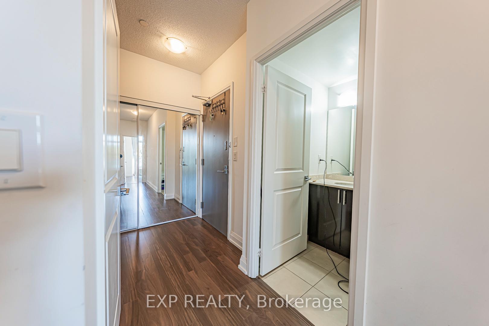 Photo 4 of Unit 308, 7167 Yonge Street, Markham, Grandview — HOMEH